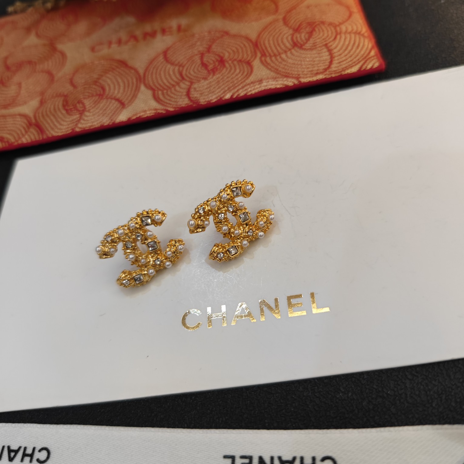 Chanel Chanel 完美品质 方钻珍珠耳钉