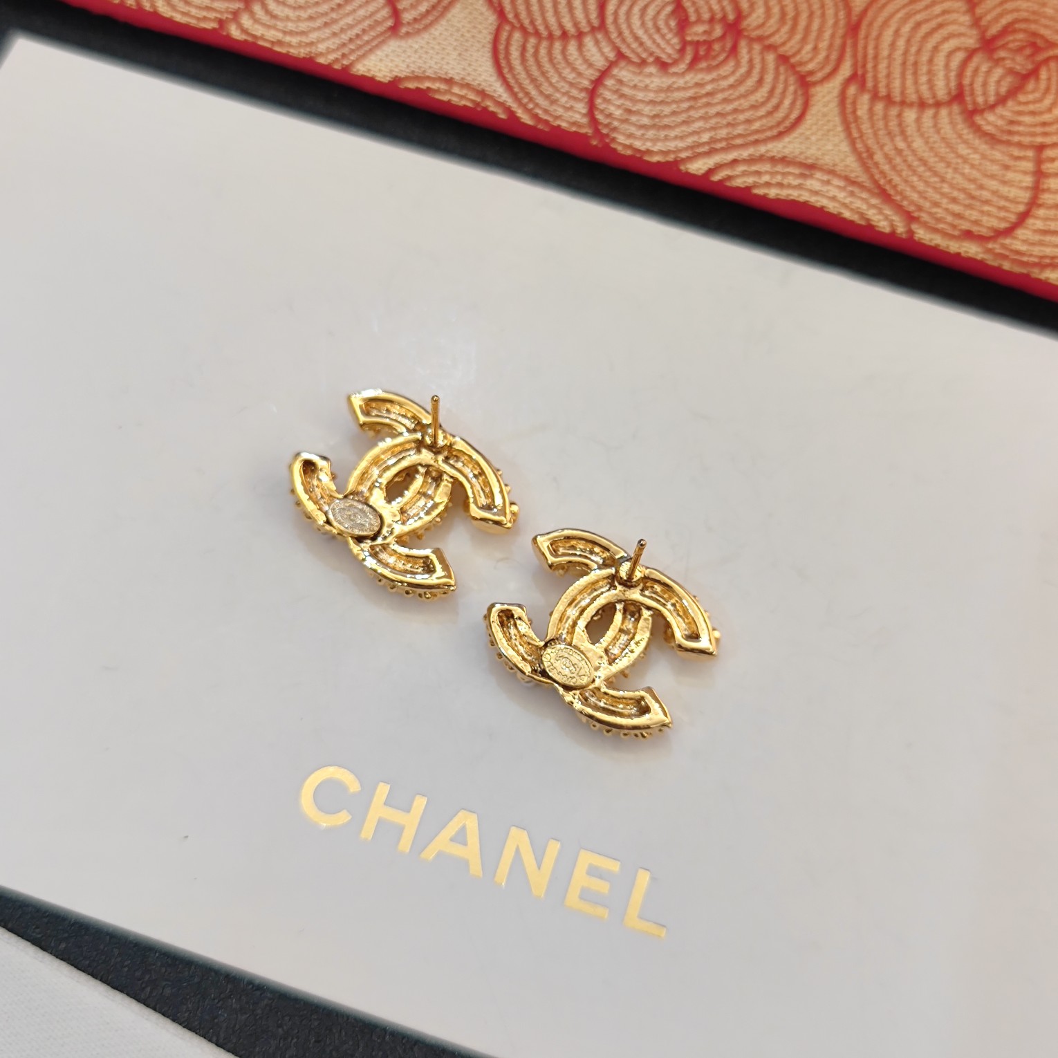 Chanel Chanel 完美品质 方钻珍珠耳钉