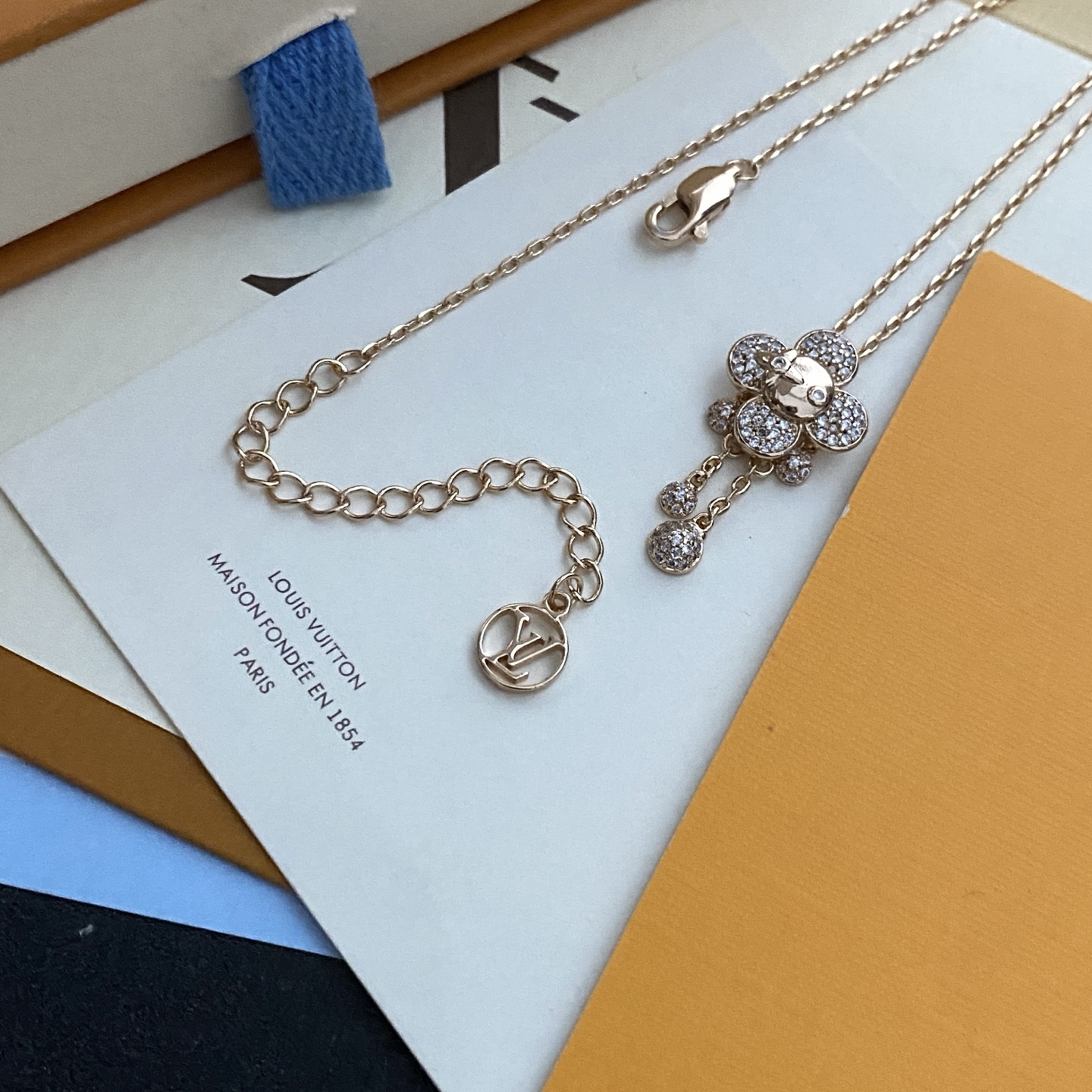 Louis Vuitton Haute Joaillerie Fine Jewelry Earrings Necklace Ring Ref 4