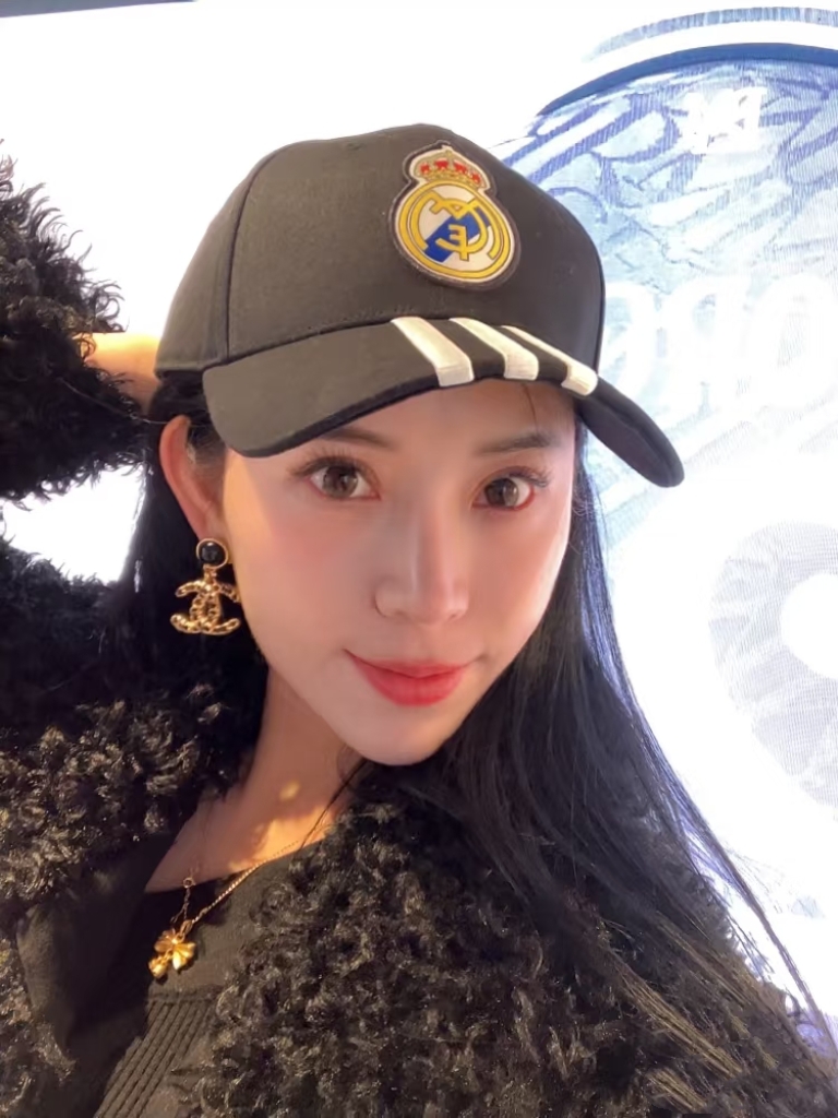 Chanel CHANE 香 玛瑙黑色穿皮双c耳钉金高银同款 最新系列 huo 本季必入 最最最 的穿皮系列