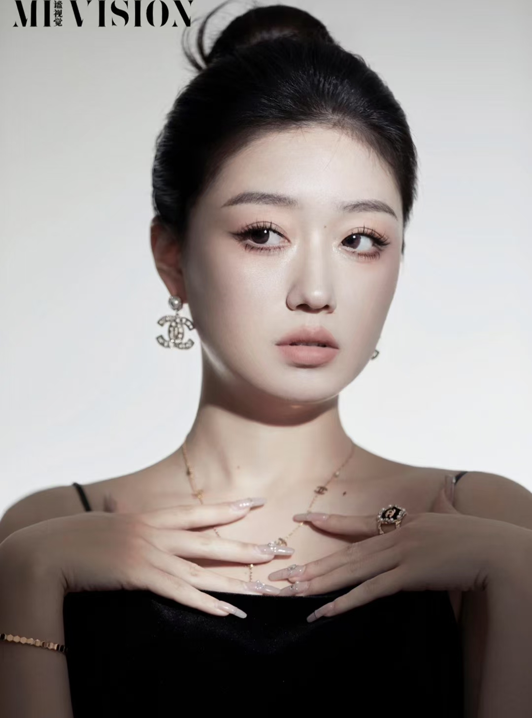 Chanel CHANE 香奈儿五角星爱心珍珠字母耳钉