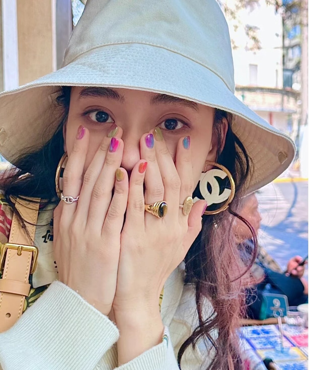 Chanel 超大号 新款CHANEL 香奈儿好品大号字母圆环耳环
