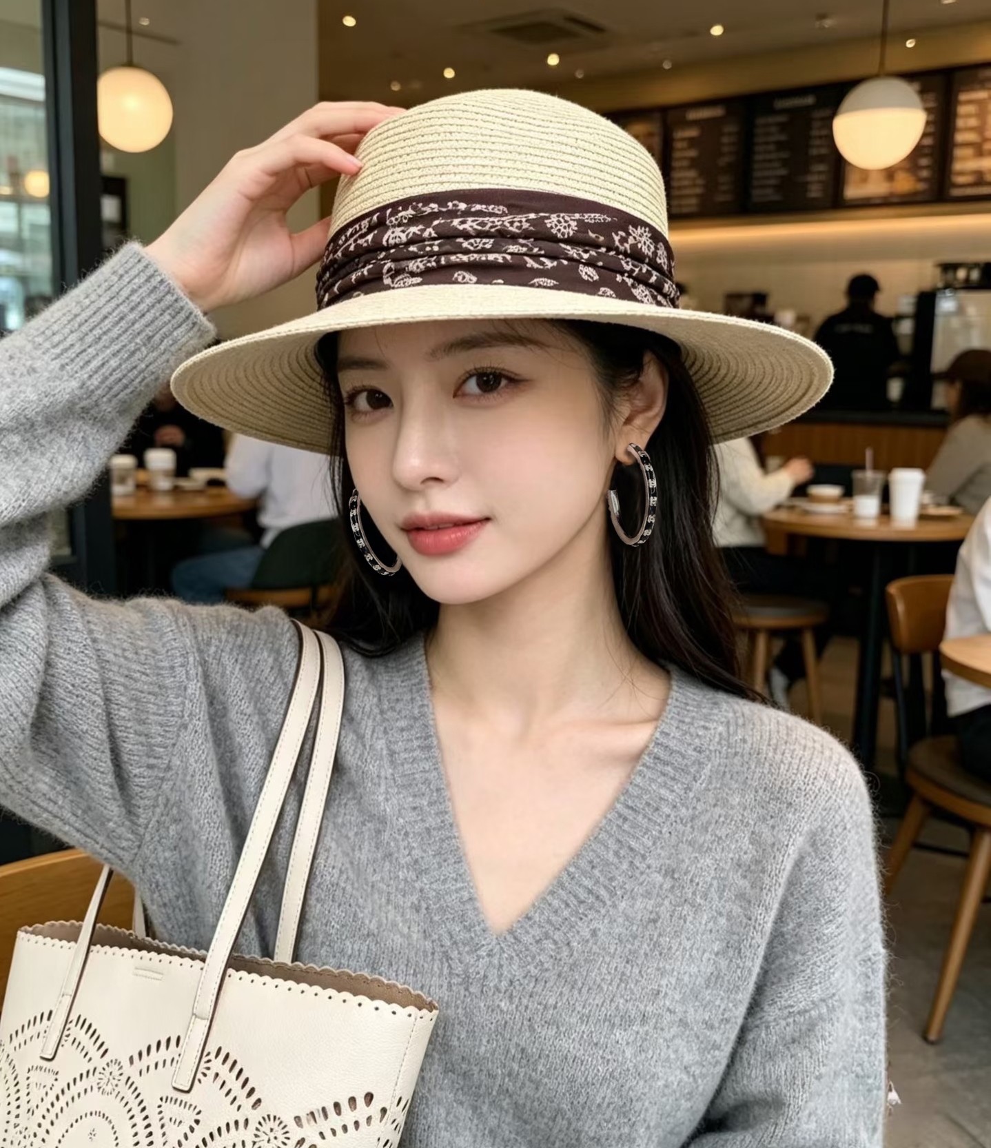 Chanel 卖疯了小香官网主推 精工版小香
