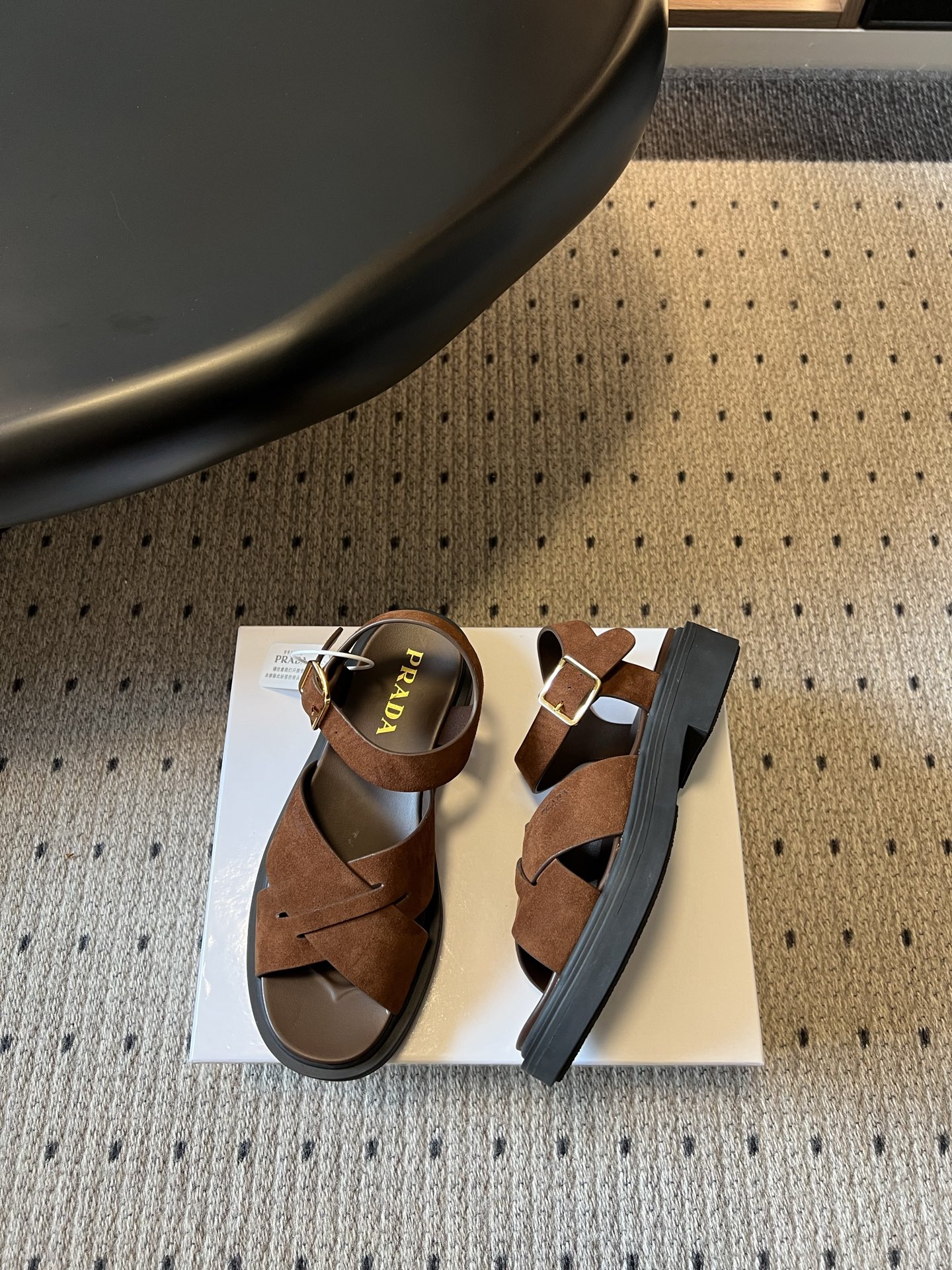 Prada Prad* 26ss 春夏新款交叉带凉鞋