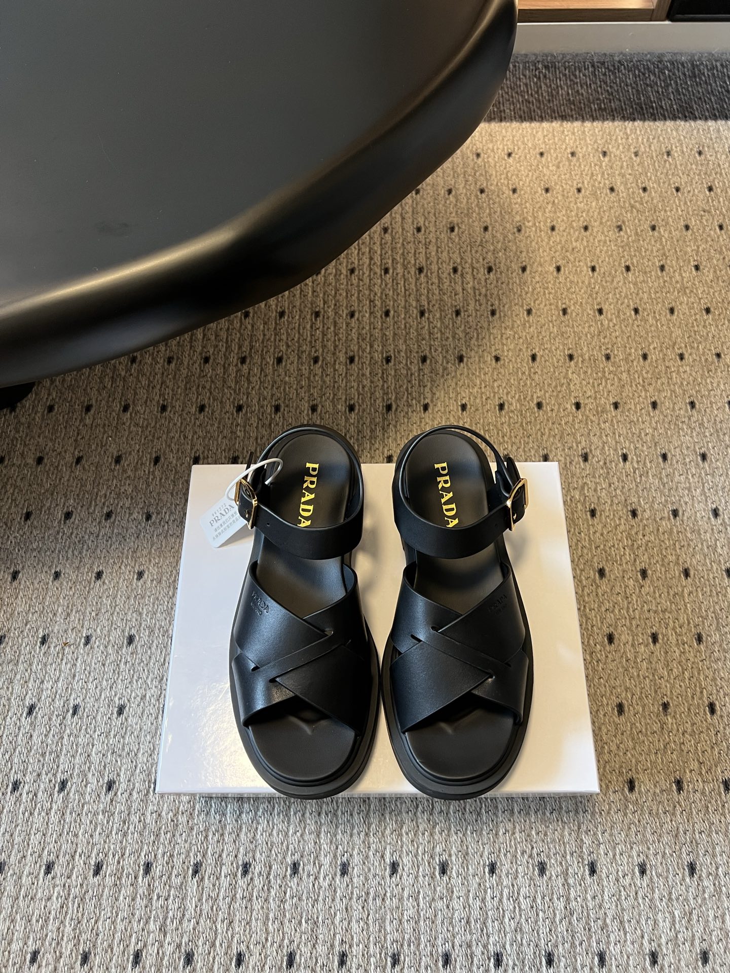 Prada Prad* 26ss 春夏新款交叉带凉鞋
