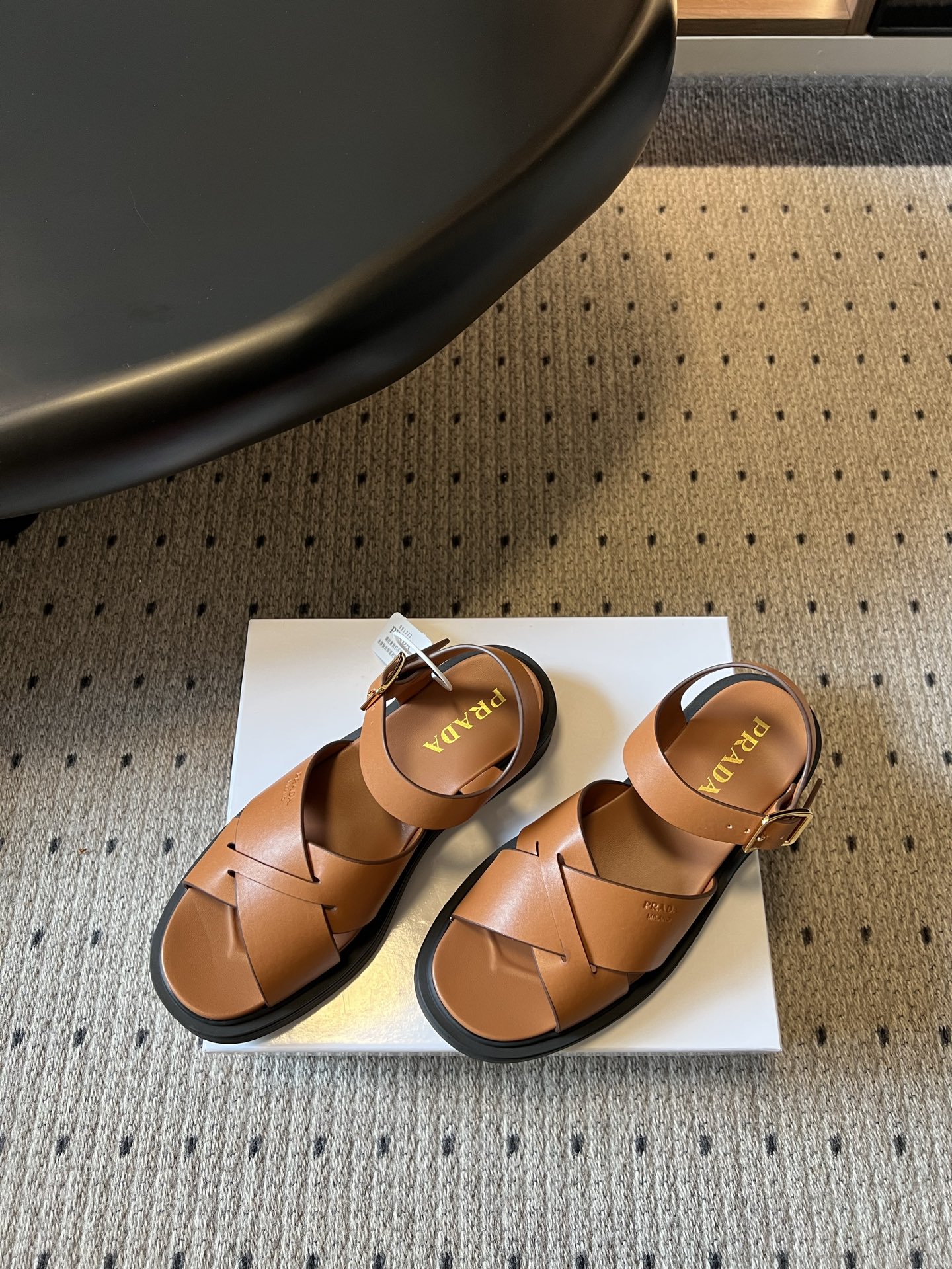 Prada Prad* 26ss 春夏新款交叉带凉鞋