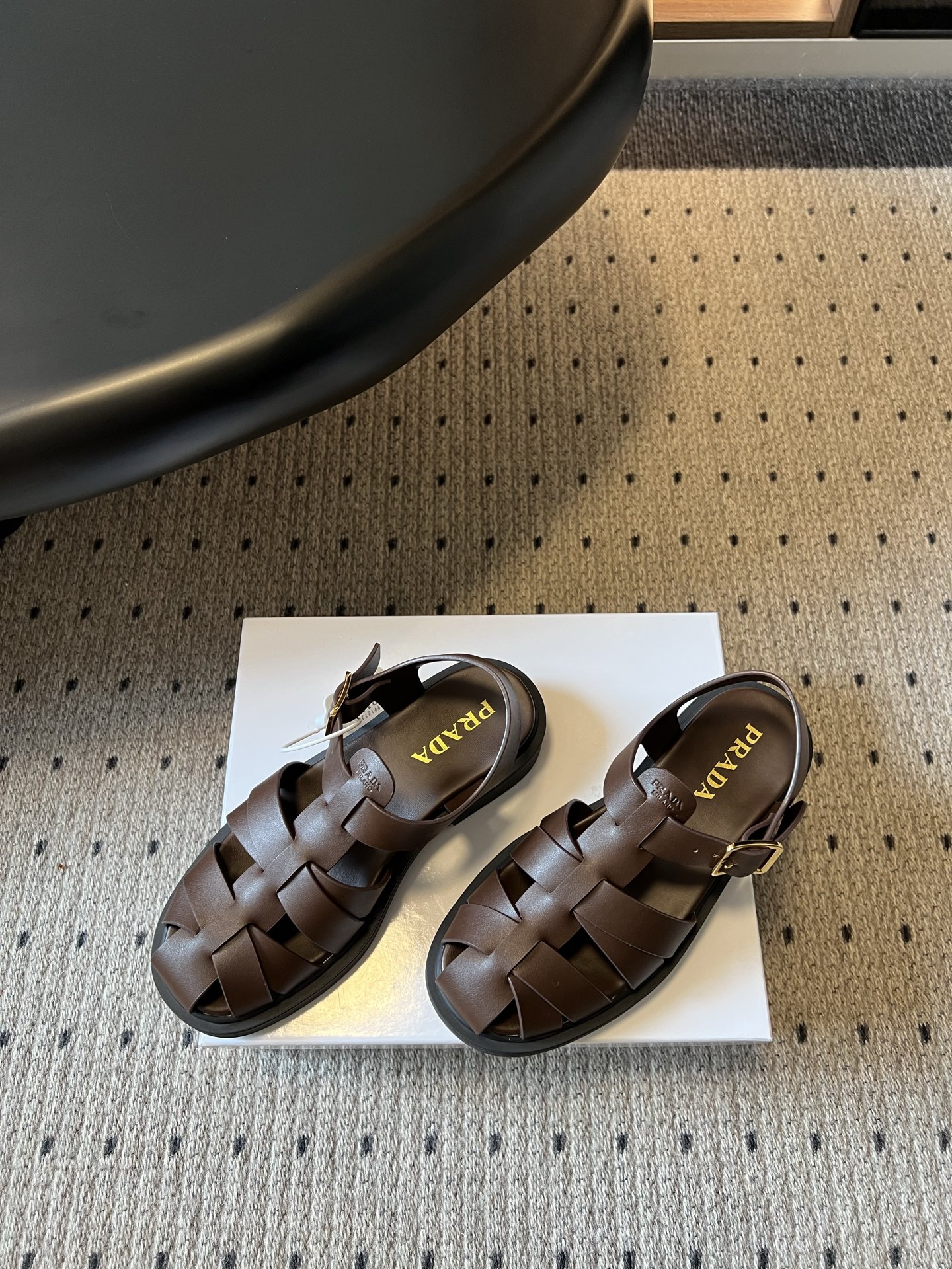 Prada Prad* 26ss 春夏新款编织镂空罗马凉鞋