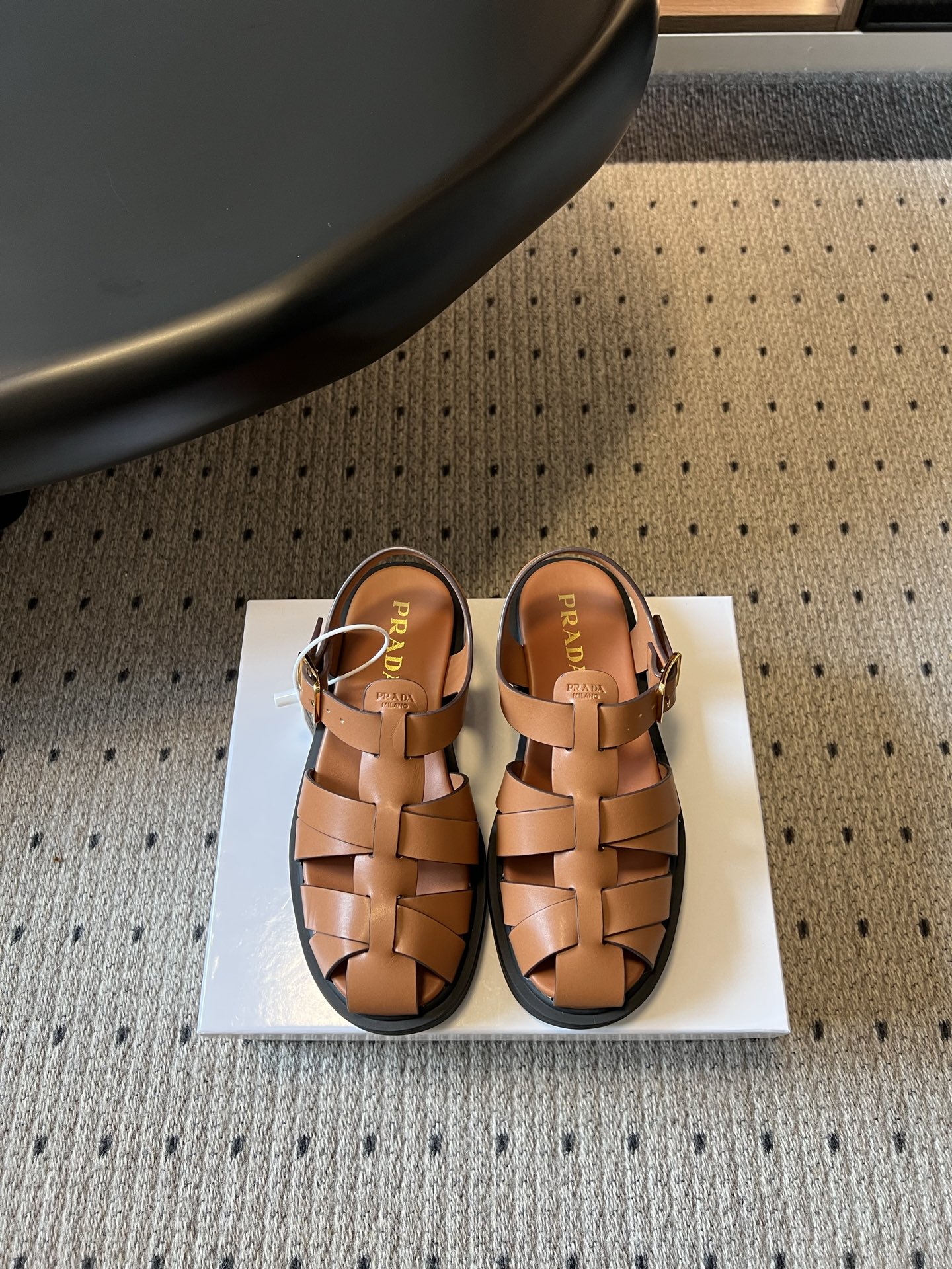 Prada Prad* 26ss 春夏新款编织镂空罗马凉鞋