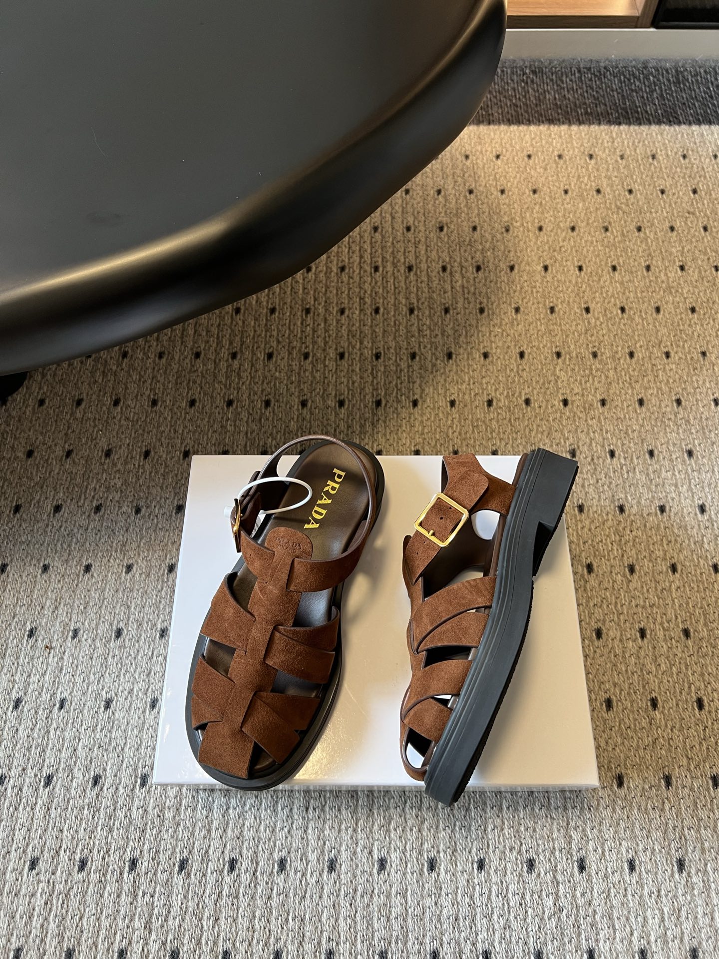 Prada Prad* 26ss 春夏新款编织镂空罗马凉鞋