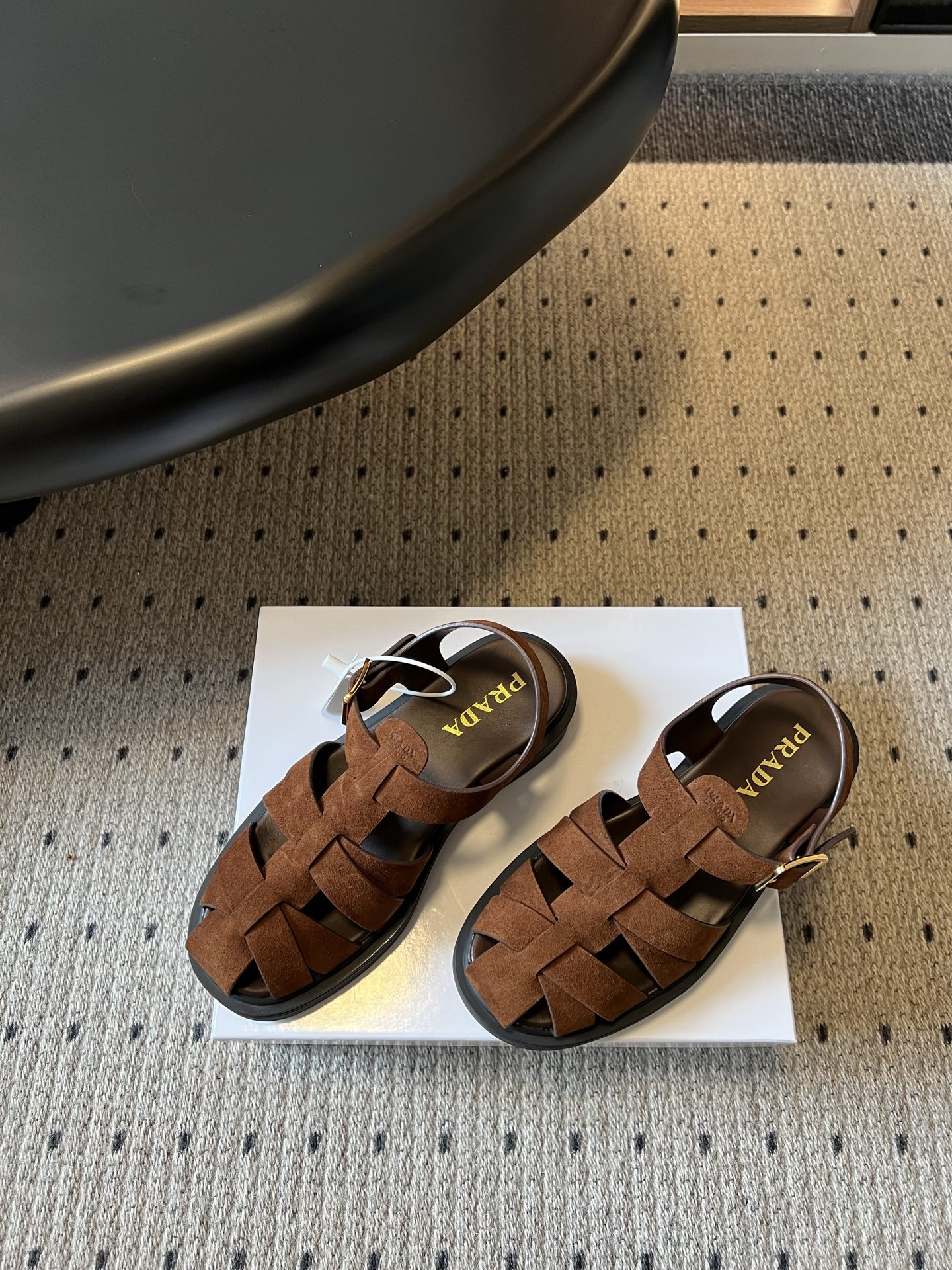 Prada Prad* 26ss 春夏新款编织镂空罗马凉鞋