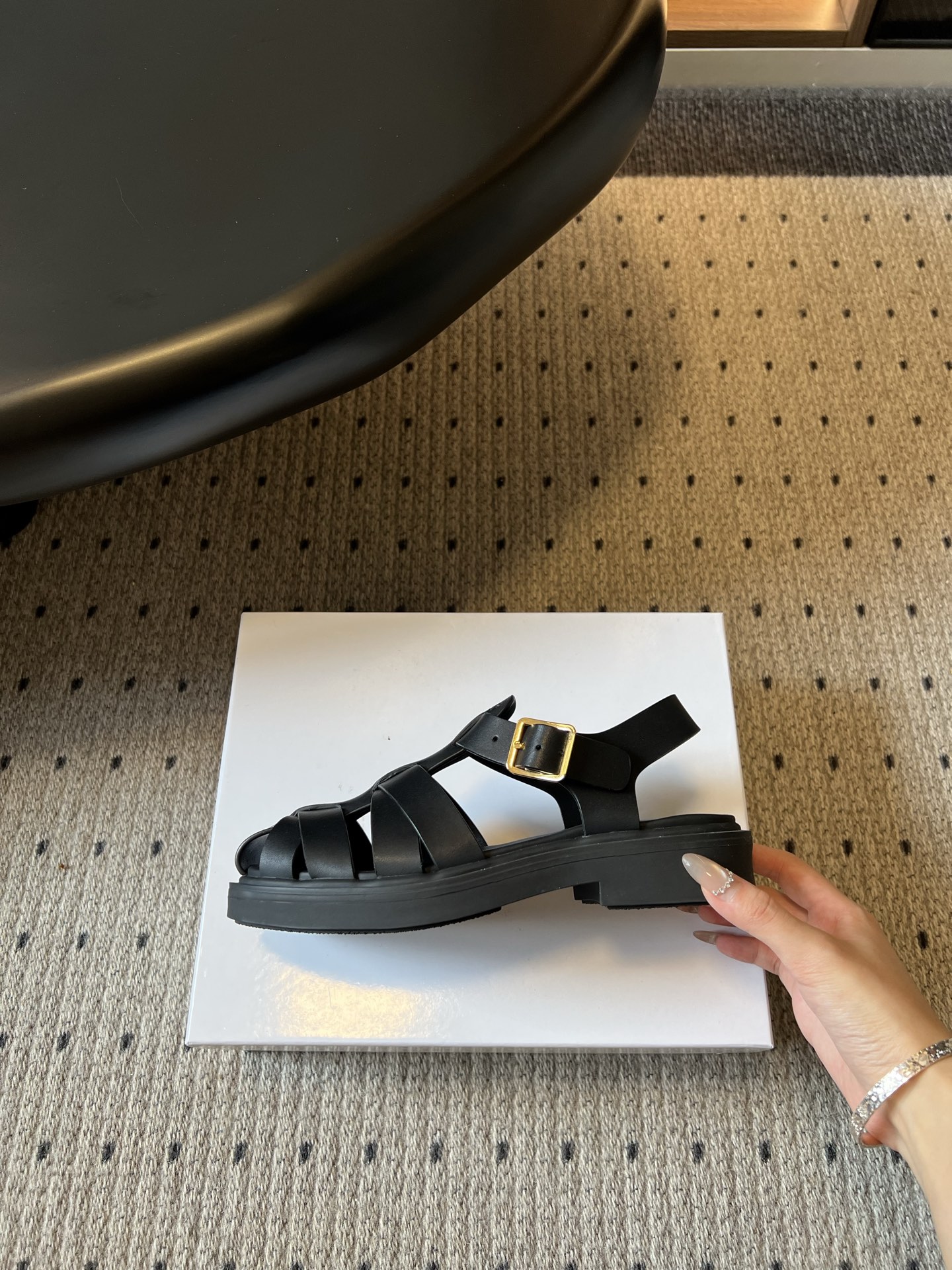 Prada Prad* 26ss 春夏新款编织镂空罗马凉鞋