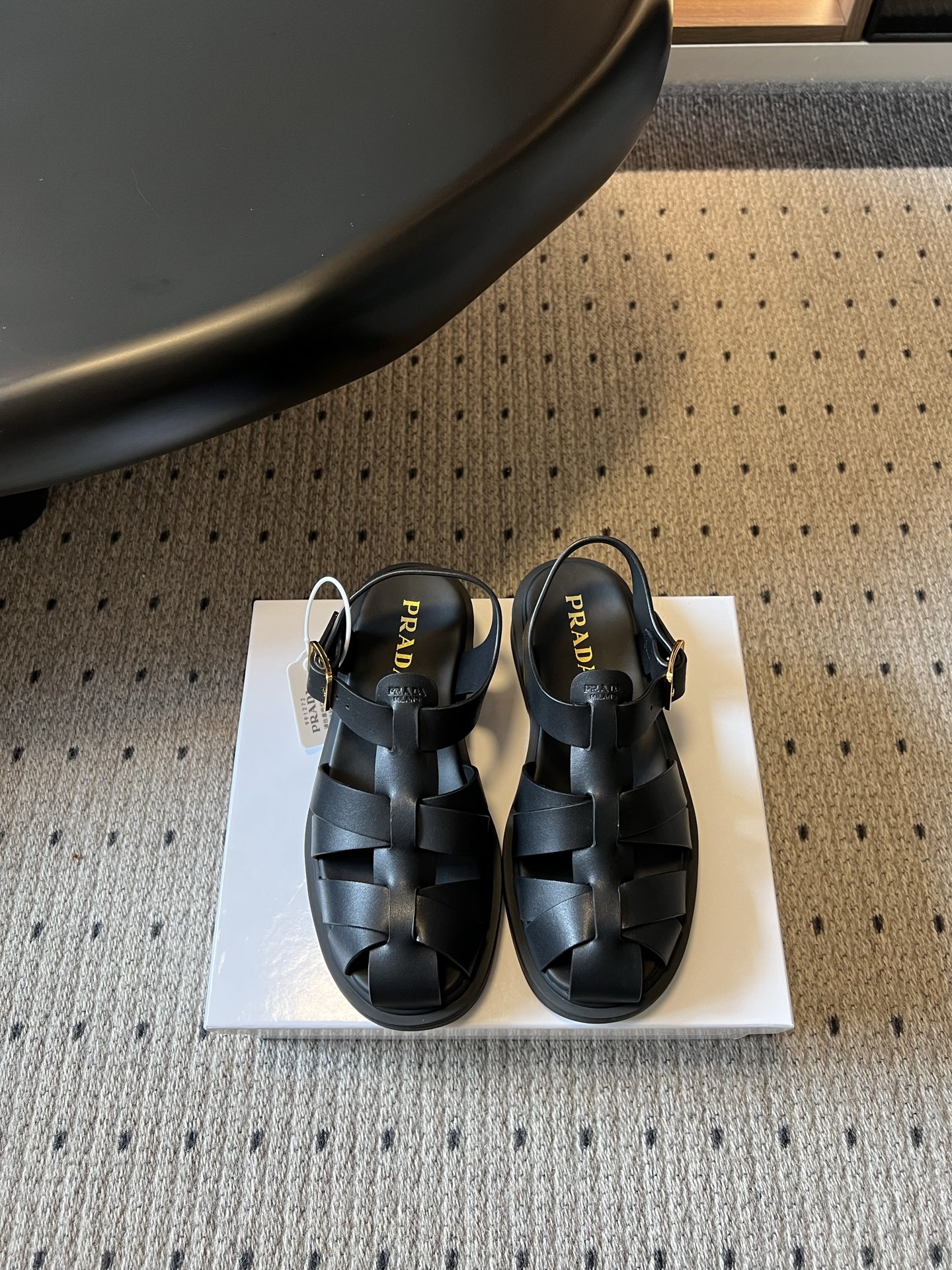 Prada Prad* 26ss 春夏新款编织镂空罗马凉鞋