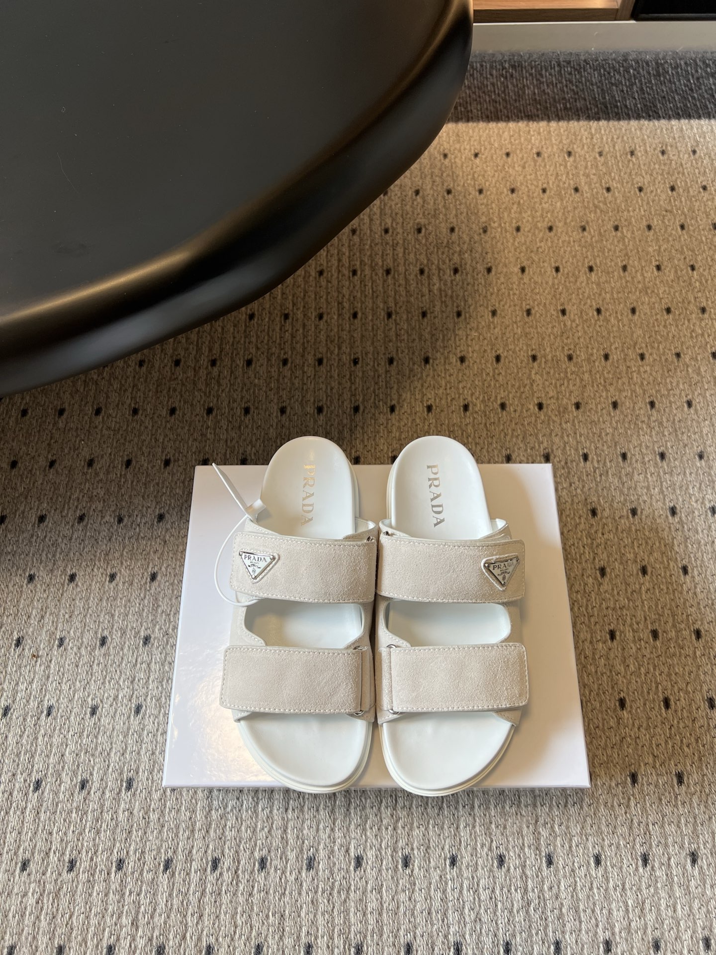 Prada Prad* 26ss 春夏新款双带魔术贴凉拖