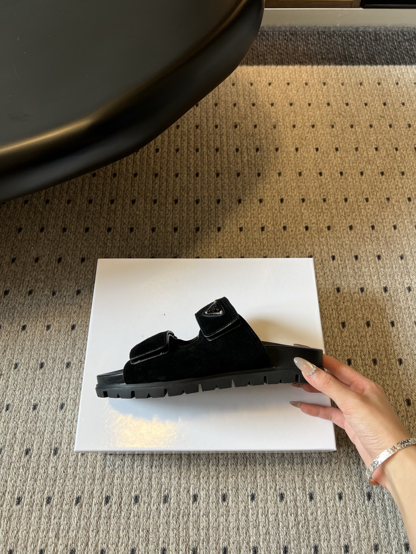 Prada Prad* 26ss 春夏新款双带魔术贴凉拖