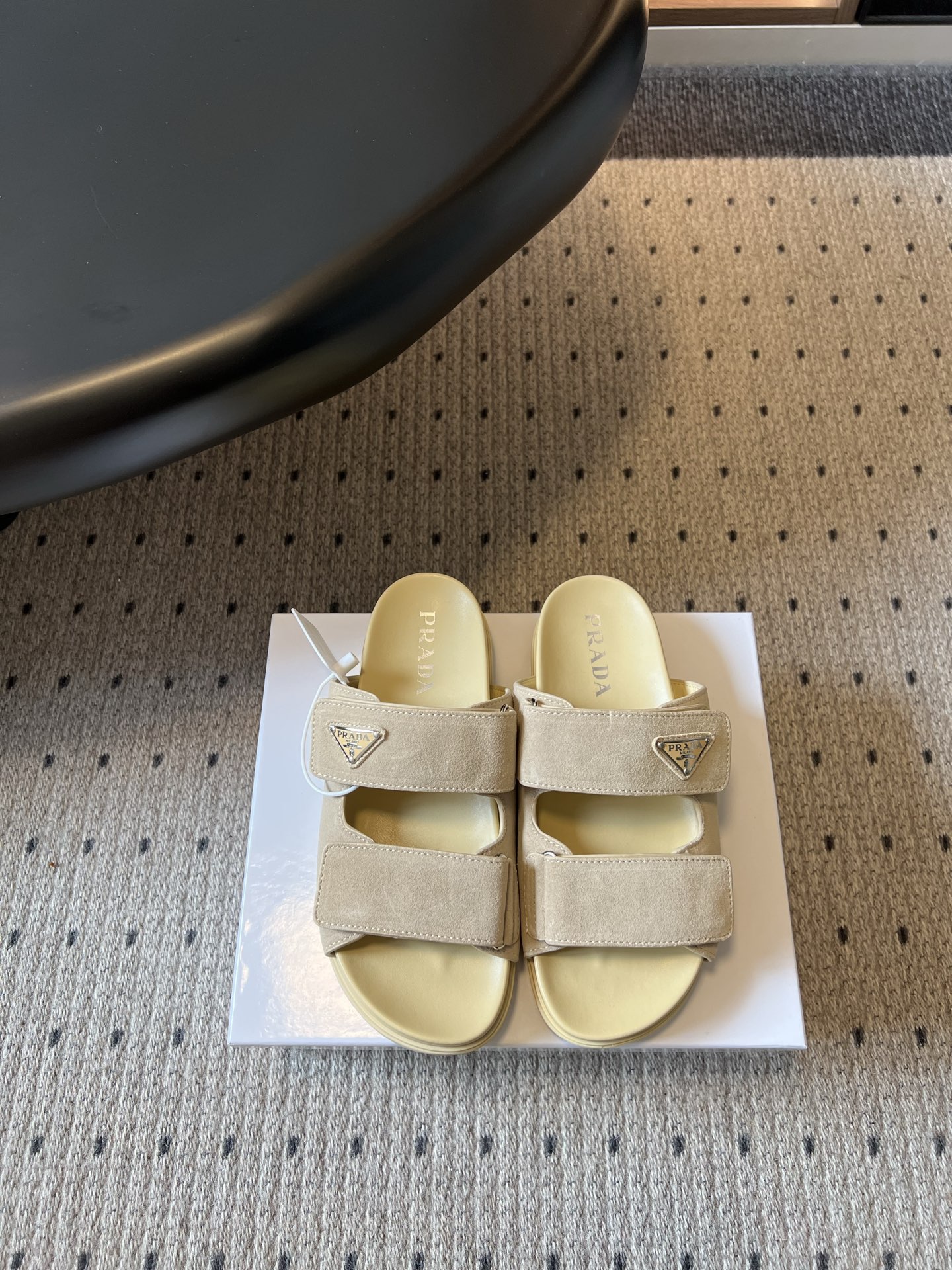 Prada Prad* 26ss 春夏新款双带魔术贴凉拖