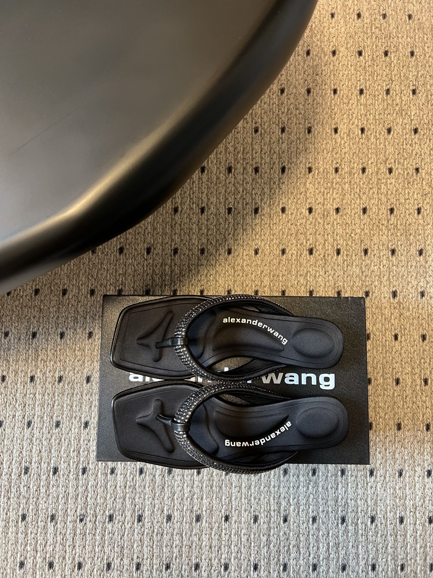 Alexander Wang Alexander Wan*26ss夏季新款水钻方头夹趾人字拖