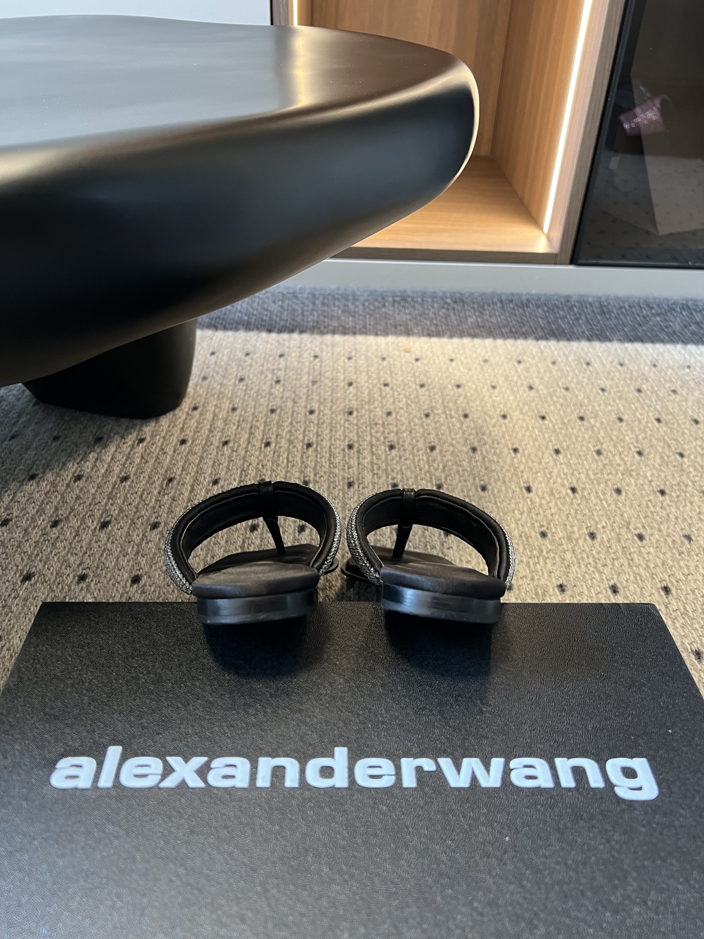 Alexander Wang Alexander Wan*26ss夏季新款水钻方头夹趾人字拖