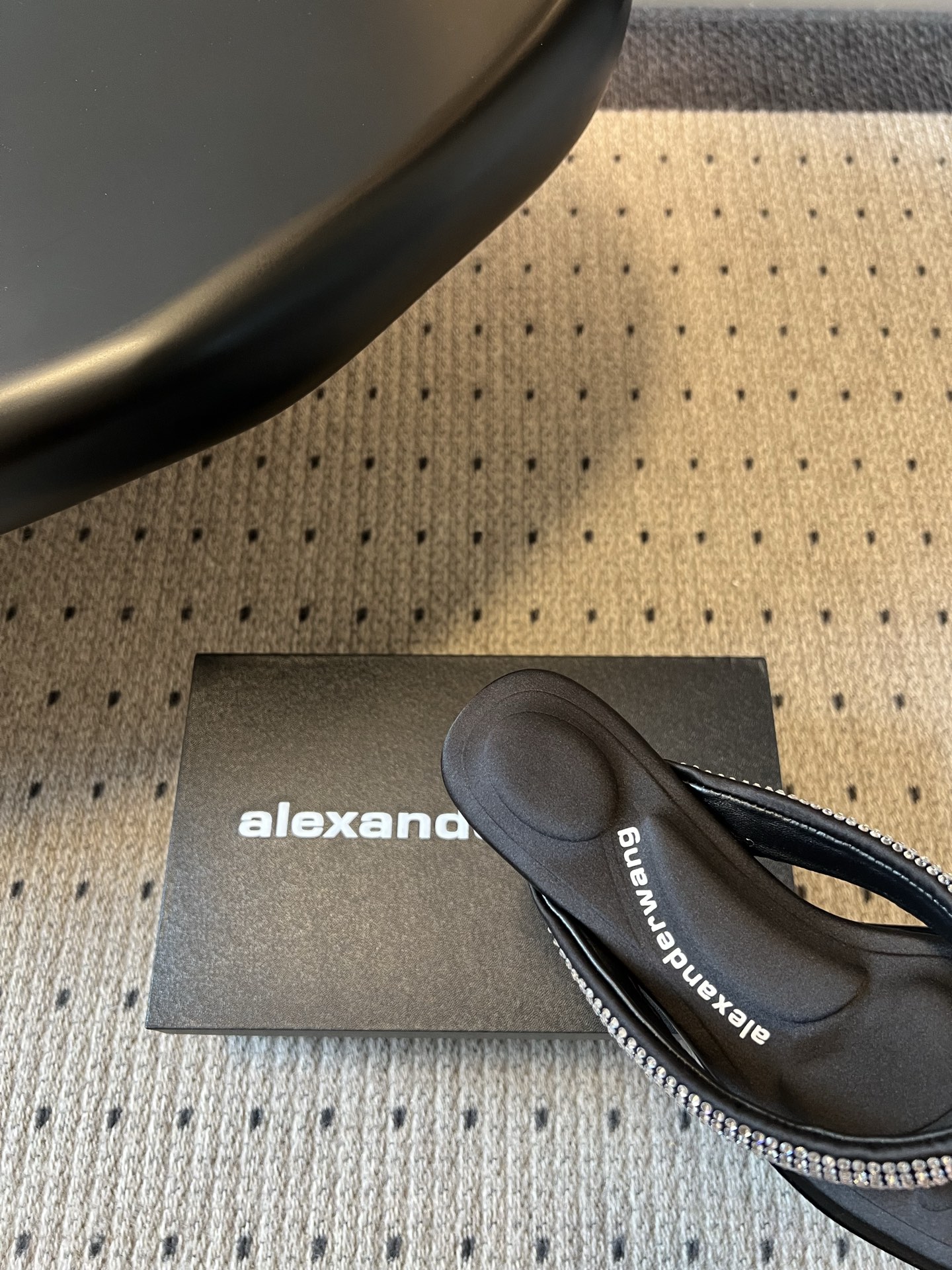 Alexander Wang Alexander Wan*26ss夏季新款水钻方头夹趾人字拖