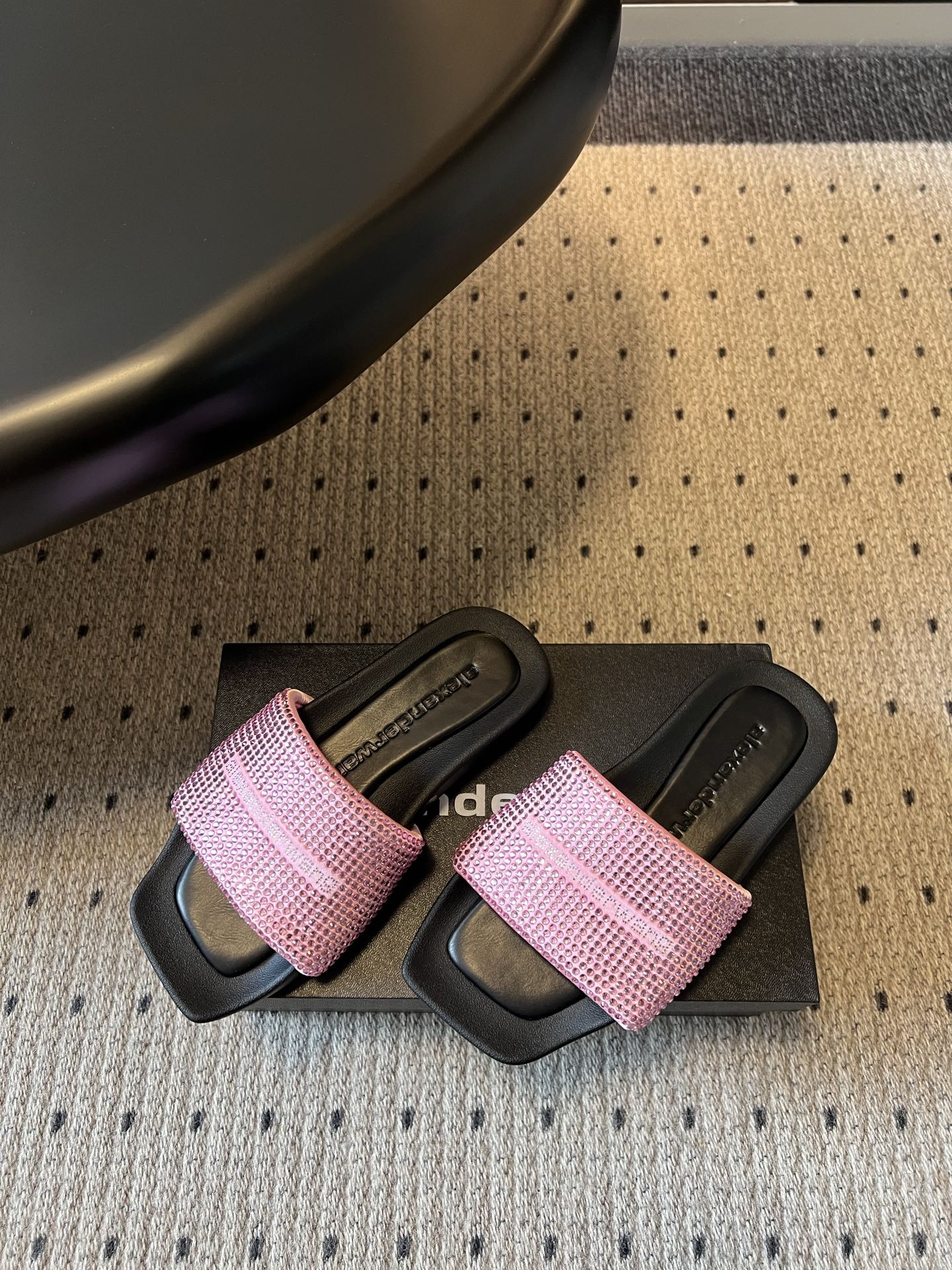 Alexander Wang Alexander Wan*26ss夏季新款水钻方头平底一字拖
