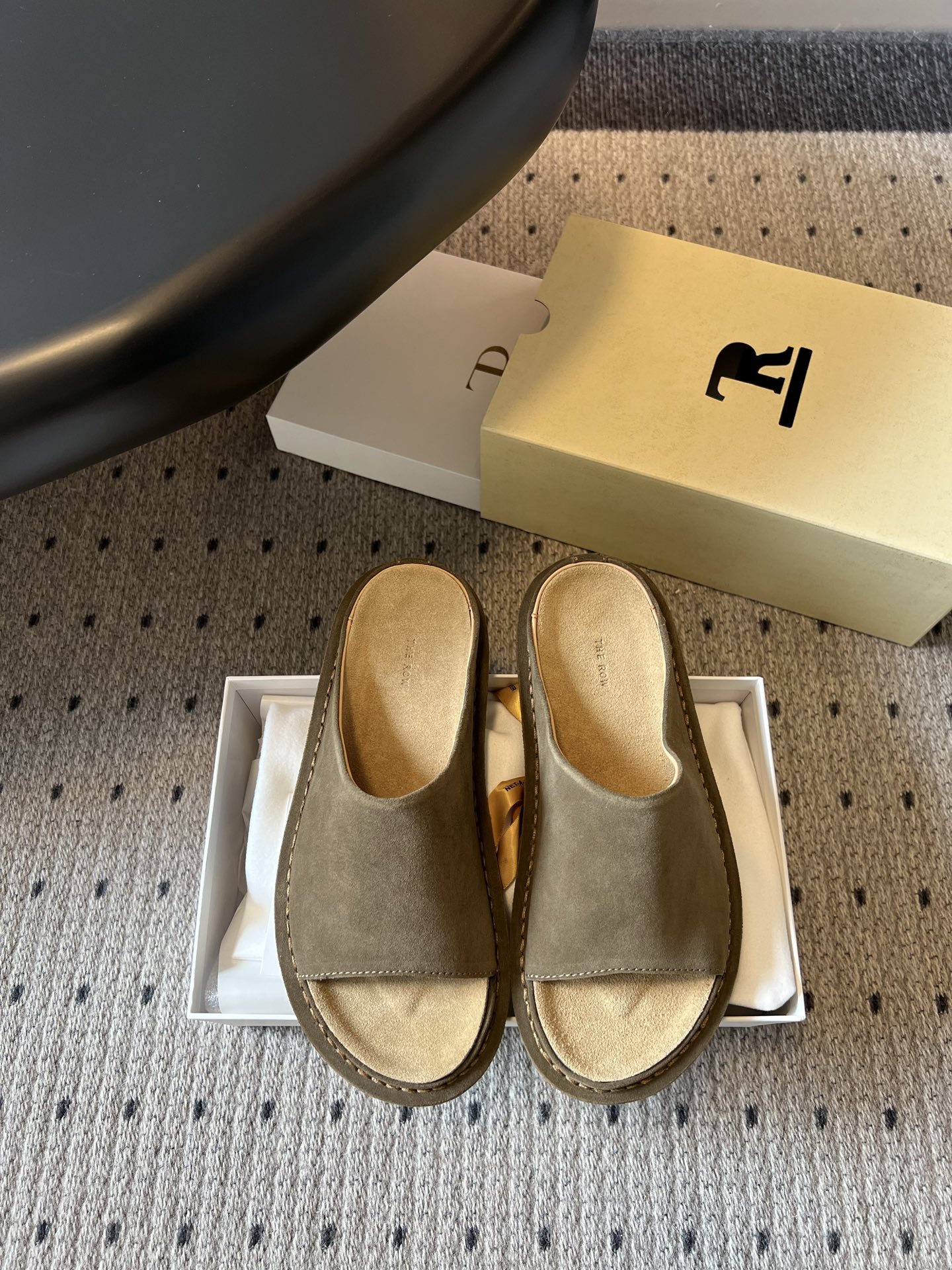 더로우 신발 75236 The Row Shoes