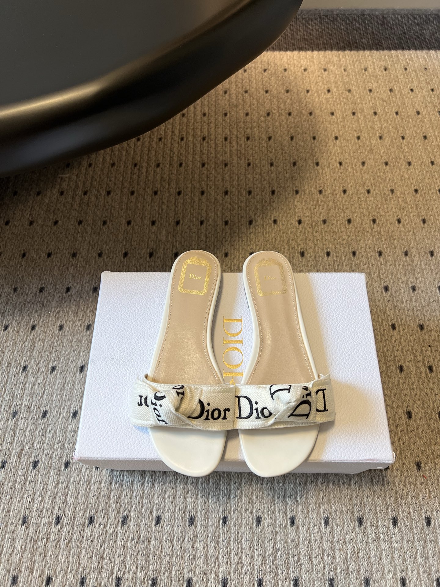 디올 신발 99394 Dior Shoes