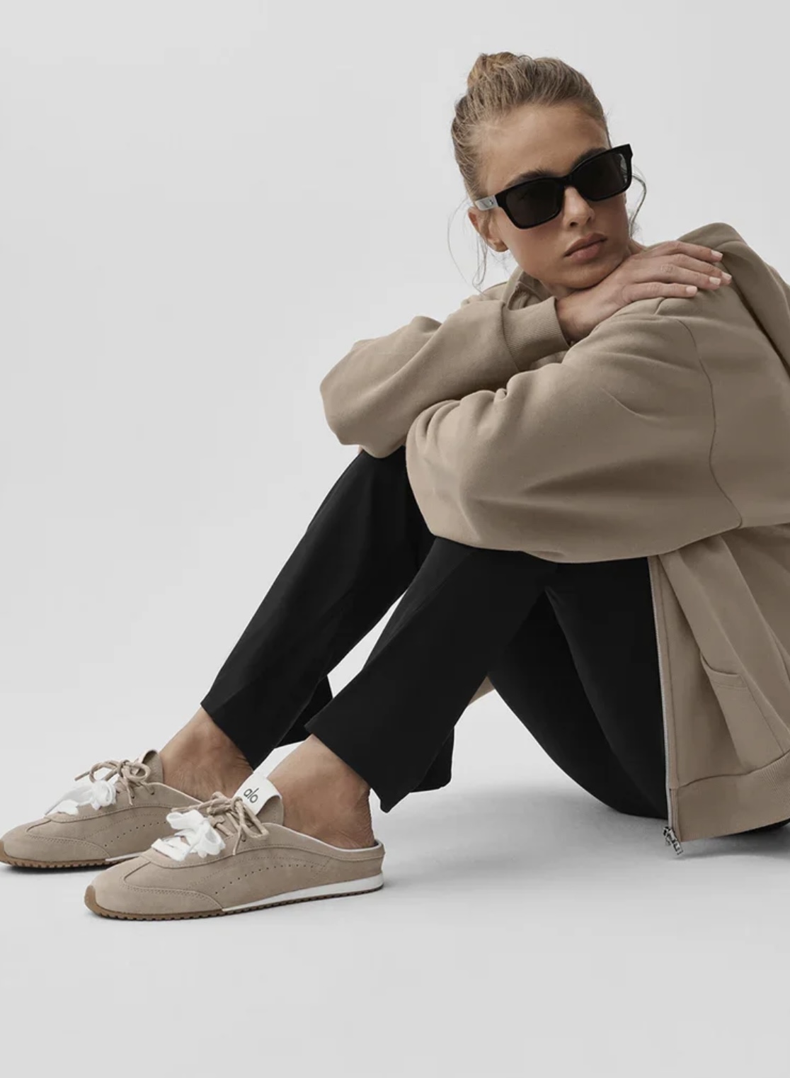 NO:870977,Upper foot picture, casual shoes/sneakers and half slippers, sneakers19860909上脚图,休闲鞋/运动鞋半拖,sneakers,Women's Shoes