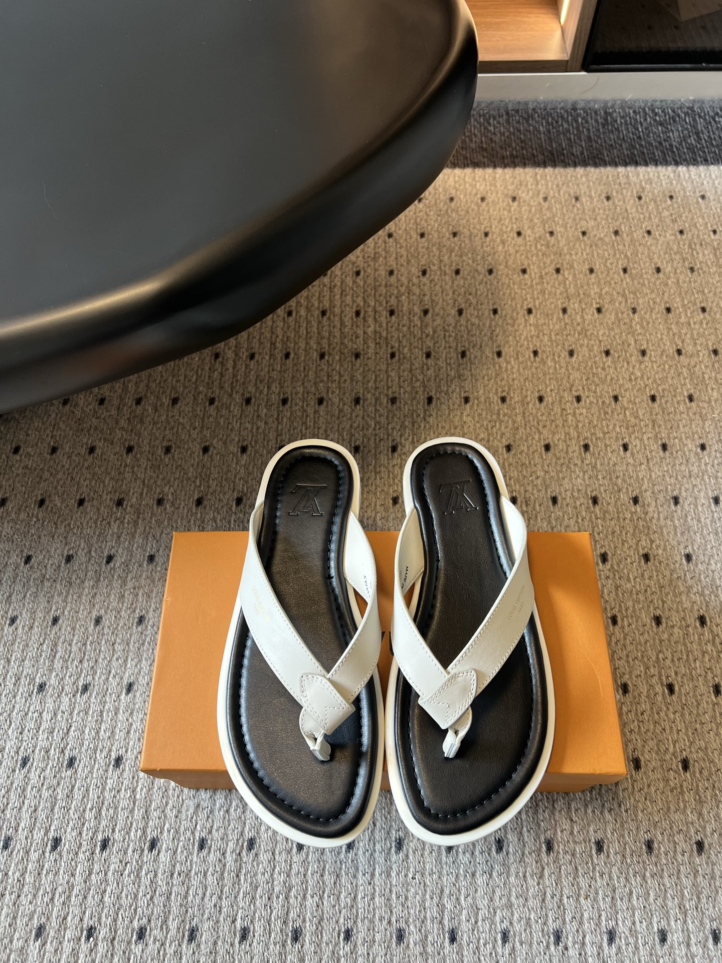 루이비통 신발 105383 Louis Vuitton Shoes
