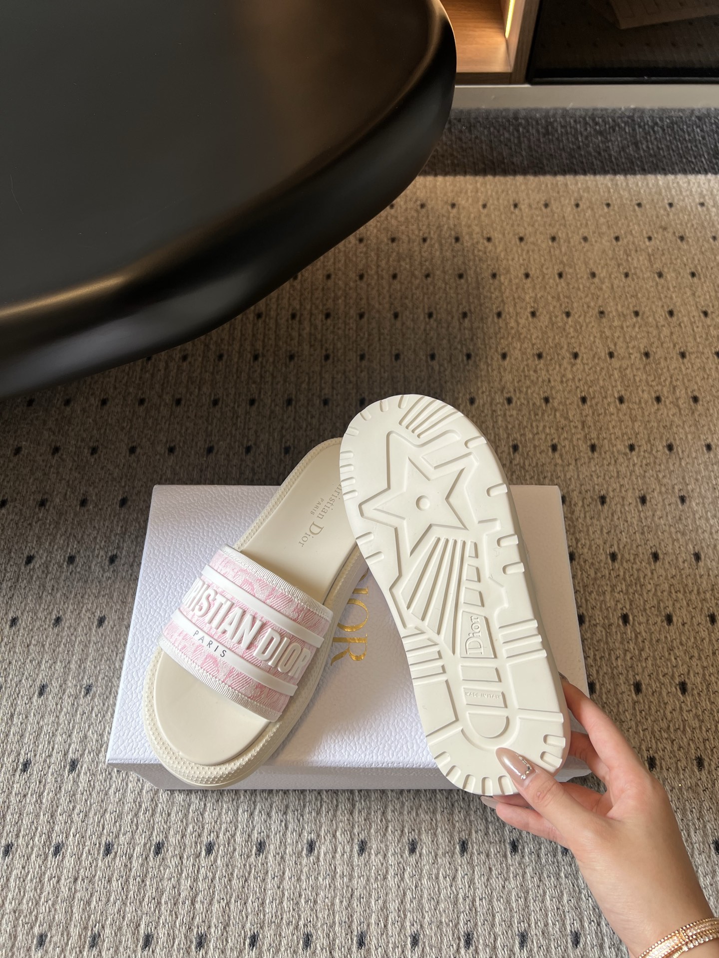 디올 신발 129585 Dior Shoes 썸네일 이미지