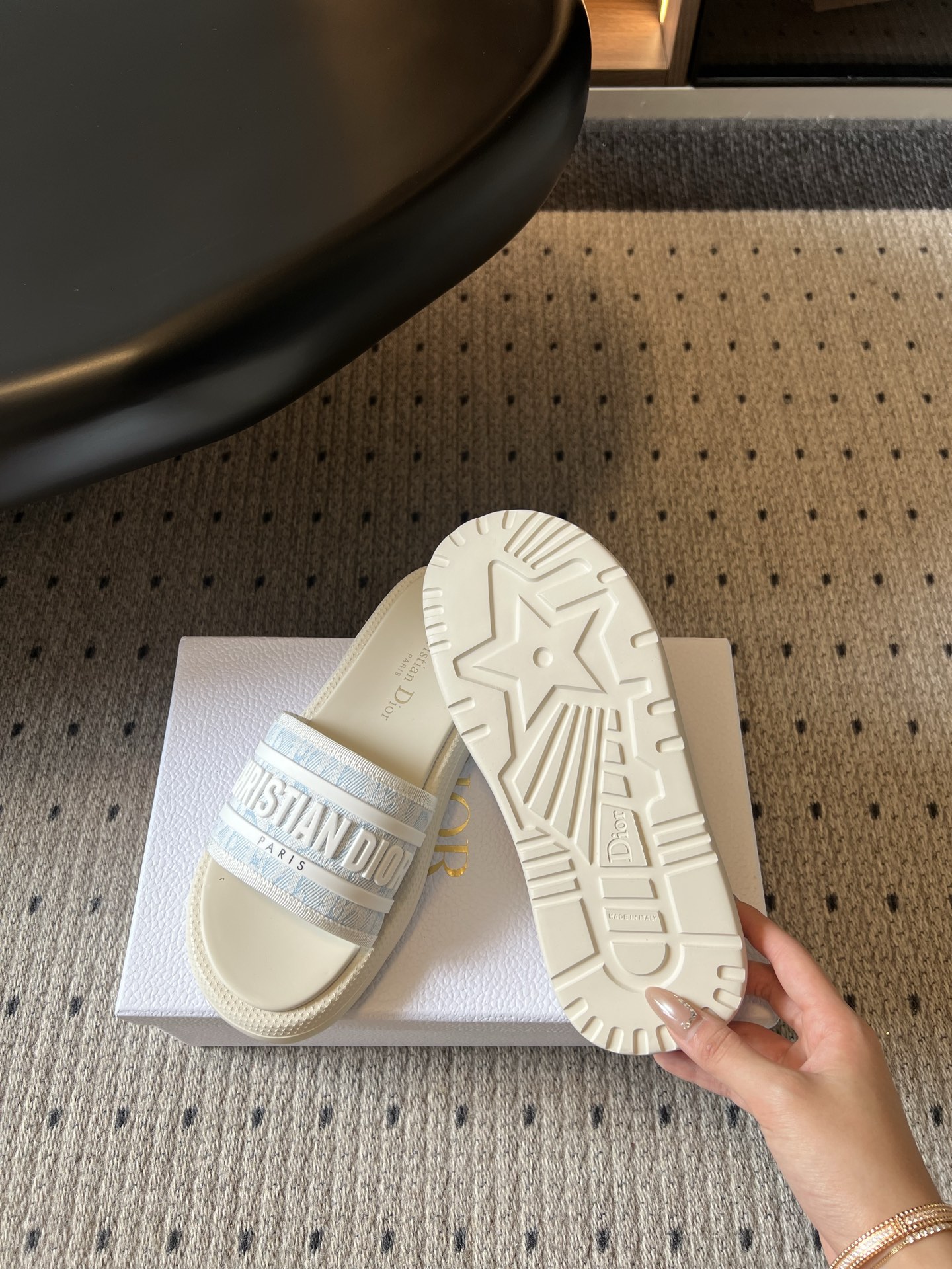 디올 신발 129584 Dior Shoes 썸네일 이미지