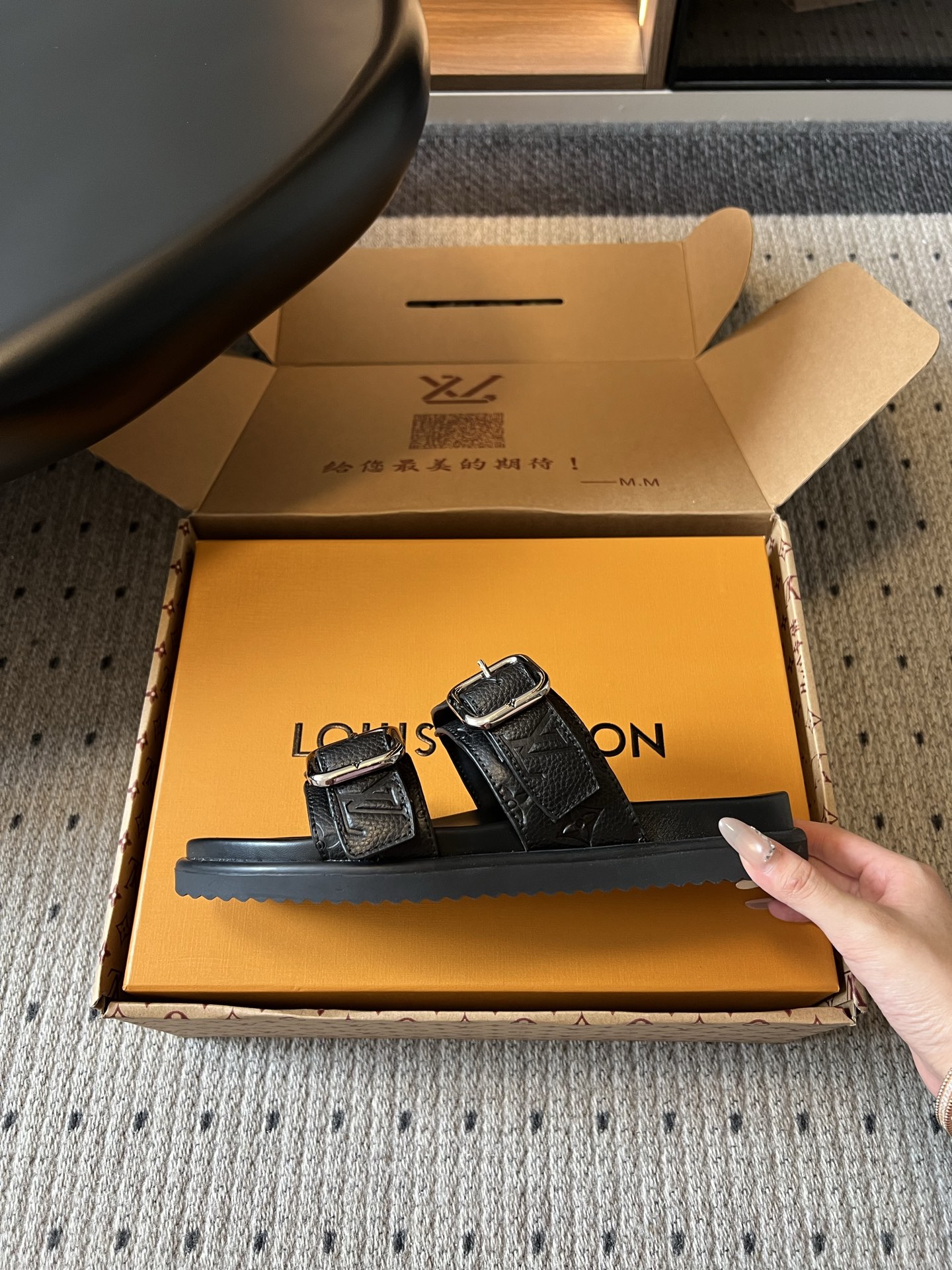 루이비통 신발 129528 Louis Vuitton Shoes 썸네일 이미지