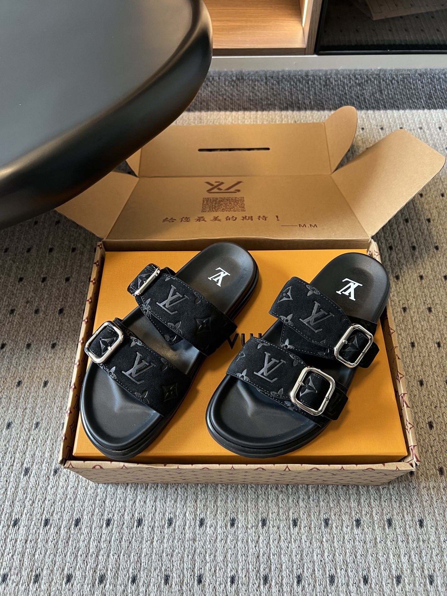 루이비통 신발 129527 Louis Vuitton Shoes 썸네일 이미지