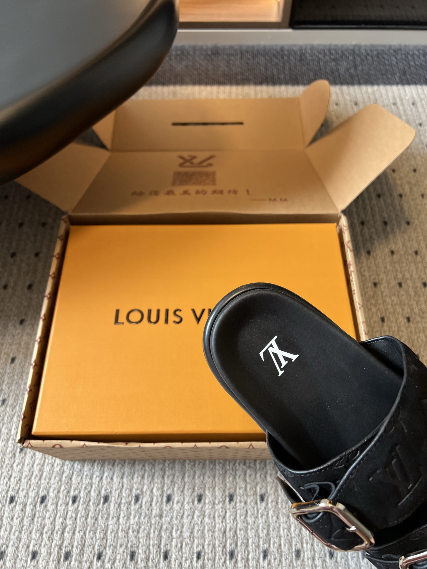 루이비통 신발 129527 Louis Vuitton Shoes 썸네일 이미지