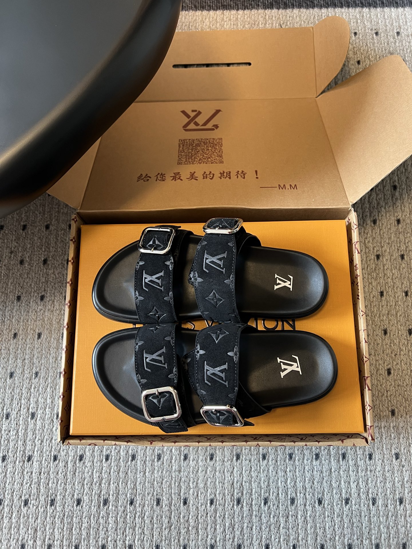 루이비통 신발 129527 Louis Vuitton Shoes 썸네일 이미지