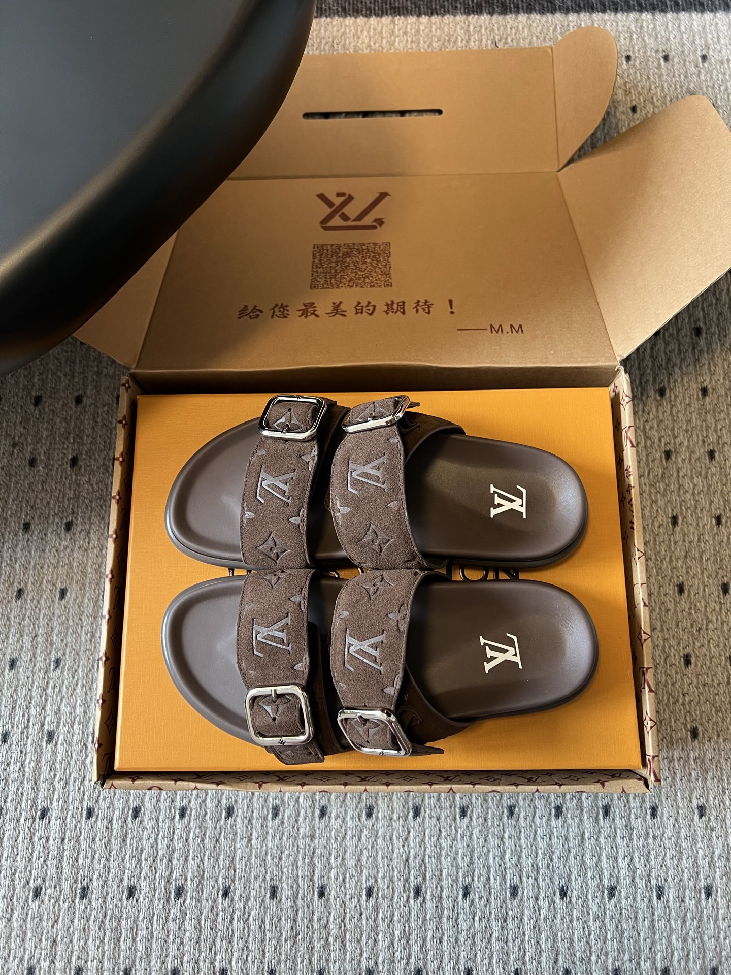 루이비통 신발 129526 Louis Vuitton Shoes 썸네일 이미지