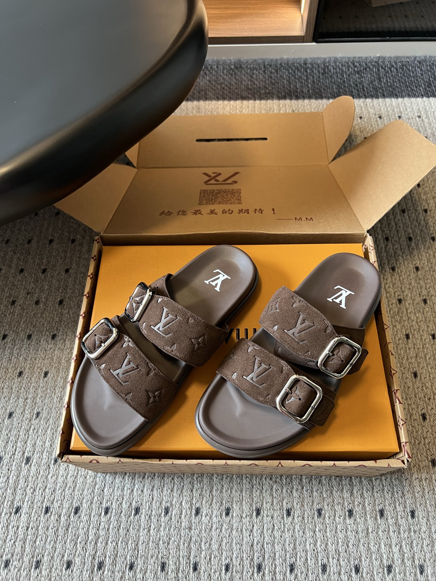 루이비통 신발 129526 Louis Vuitton Shoes 썸네일 이미지