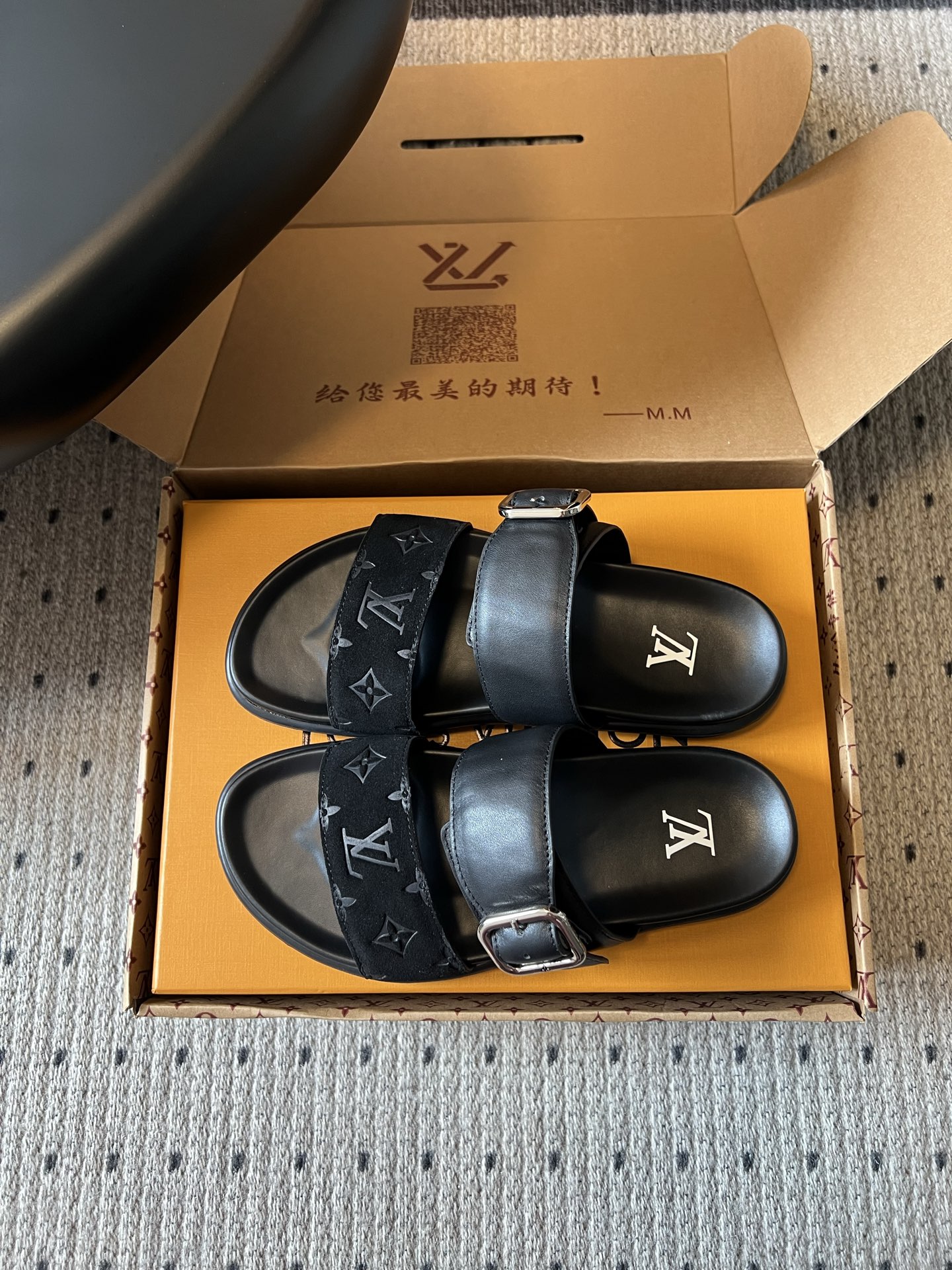 루이비통 신발 129525 Louis Vuitton Shoes 썸네일 이미지