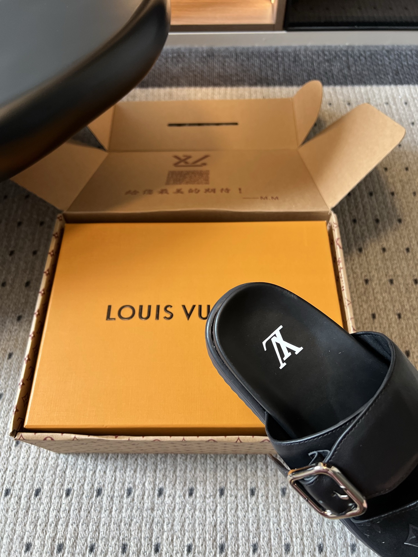 루이비통 신발 129525 Louis Vuitton Shoes 썸네일 이미지