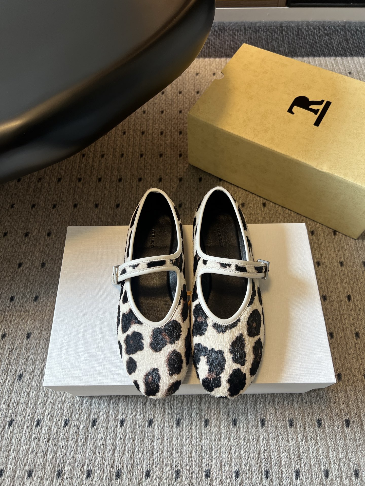 더로우 신발 129208 The Row Shoes