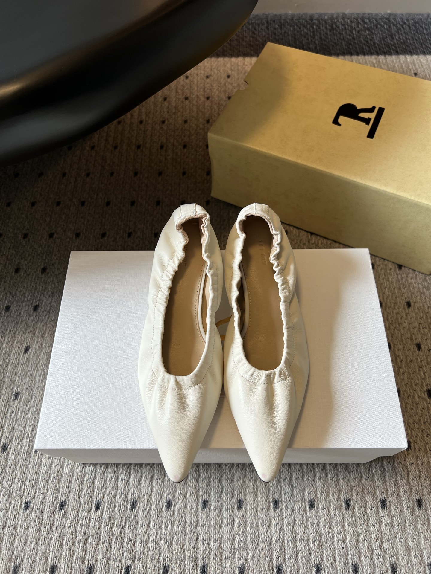 더로우 신발 129202 The Row Shoes
