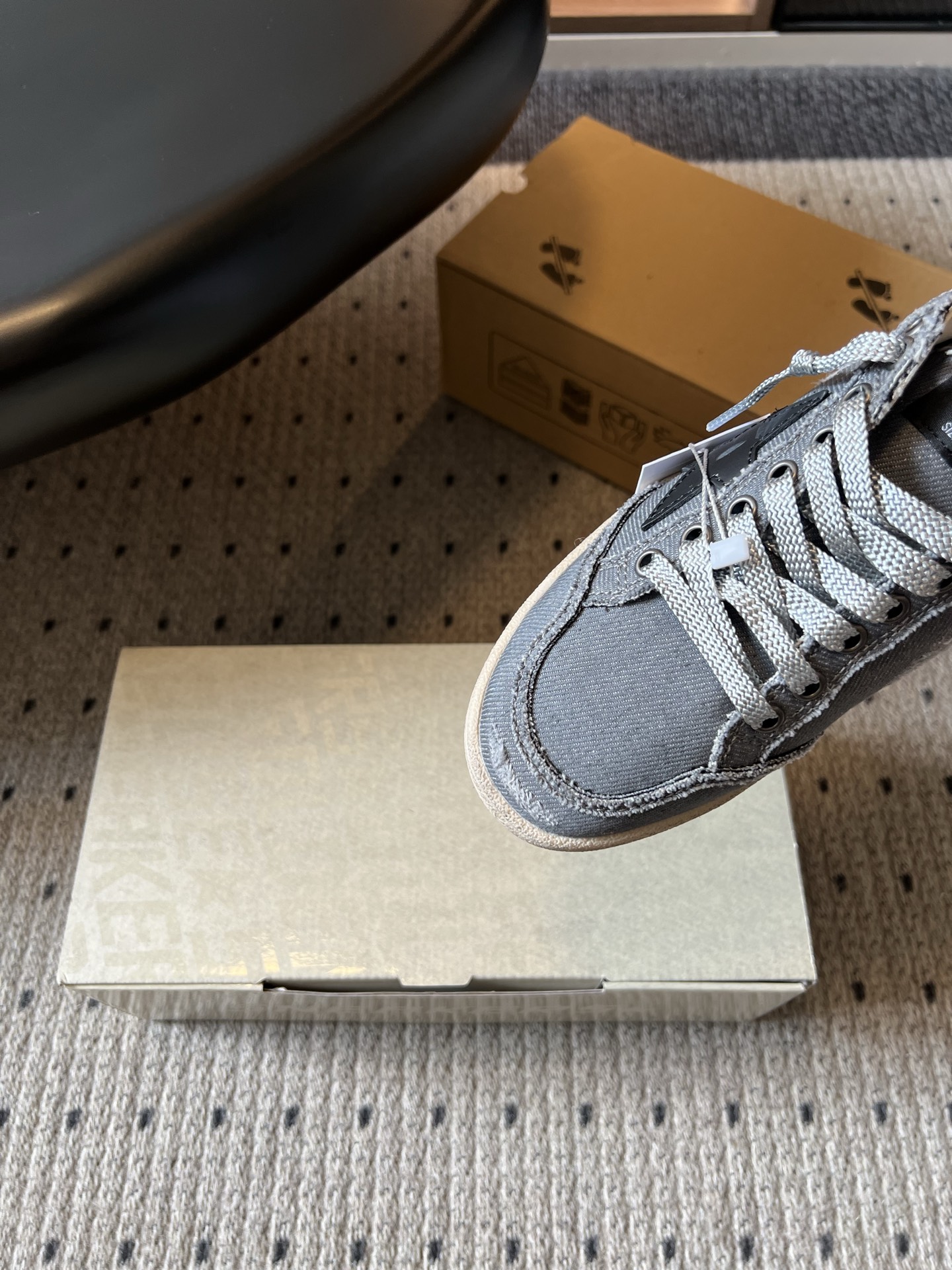 골든구스 신발 129532 Golden Goose Shoes 썸네일 이미지