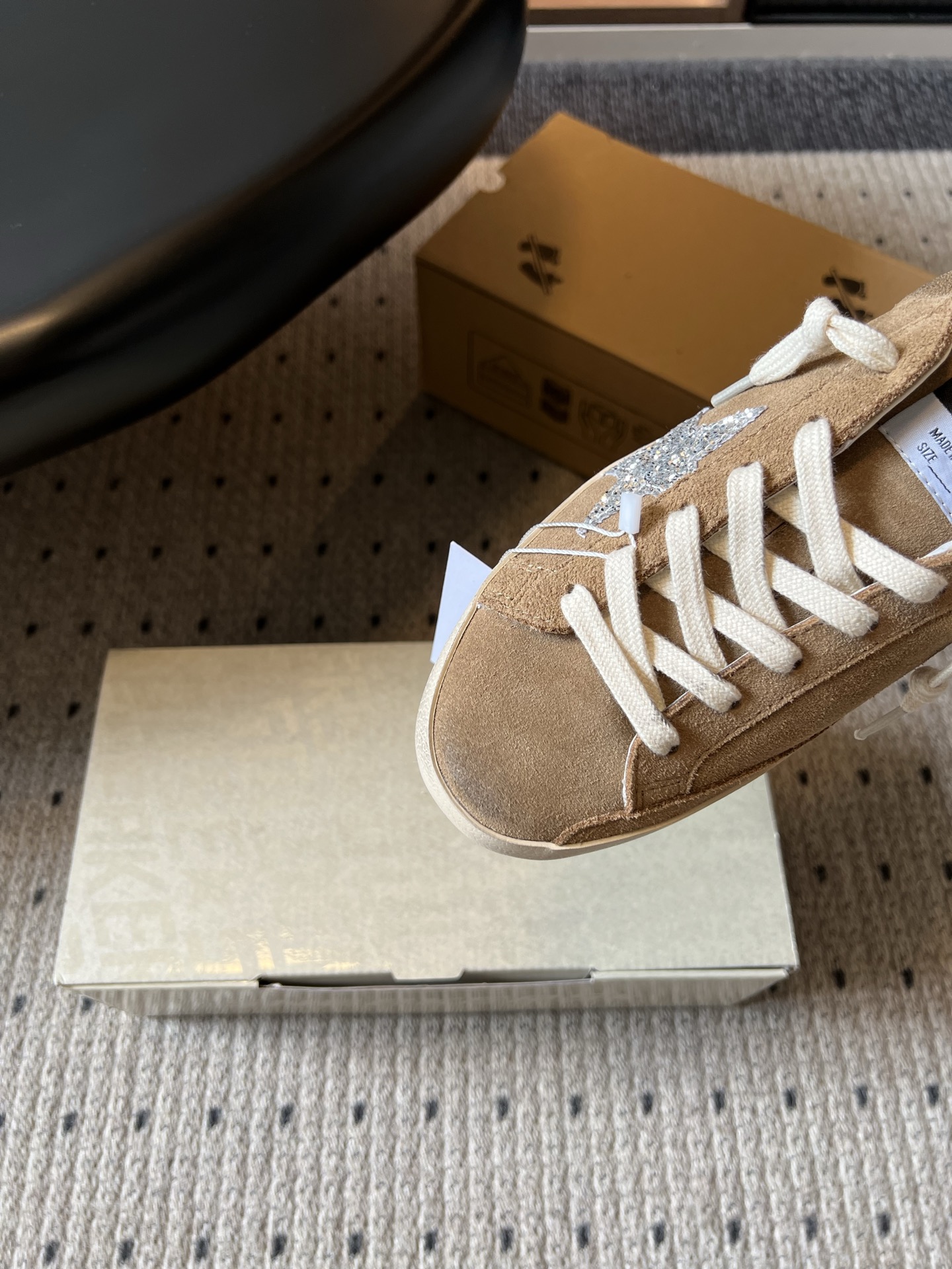 골든구스 신발 129531 Golden Goose Shoes 썸네일 이미지