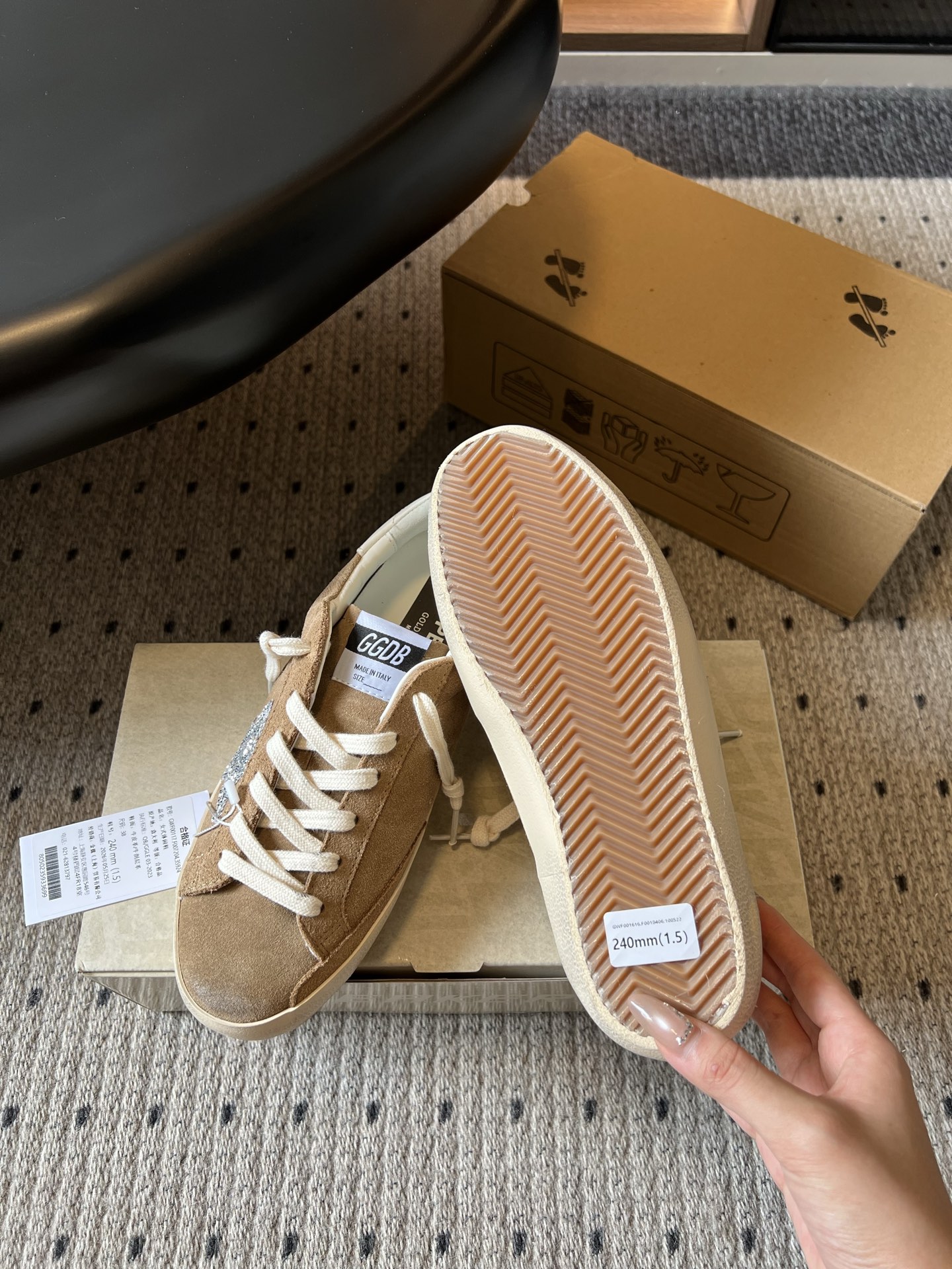 골든구스 신발 129531 Golden Goose Shoes 썸네일 이미지