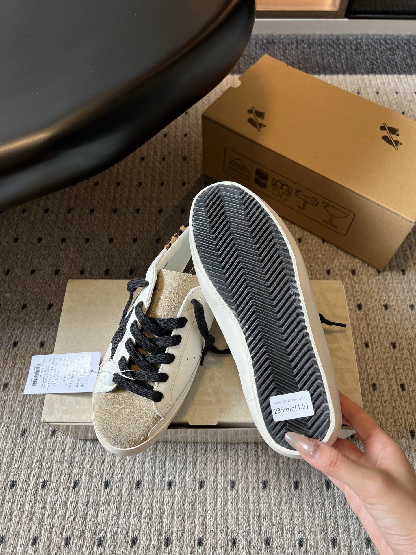 골든구스 신발 129530 Golden Goose Shoes 썸네일 이미지