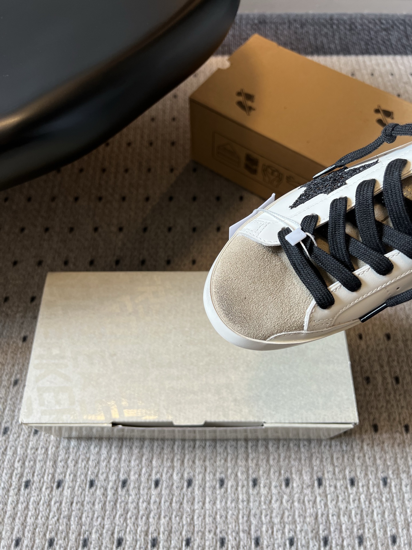 골든구스 신발 129530 Golden Goose Shoes 썸네일 이미지