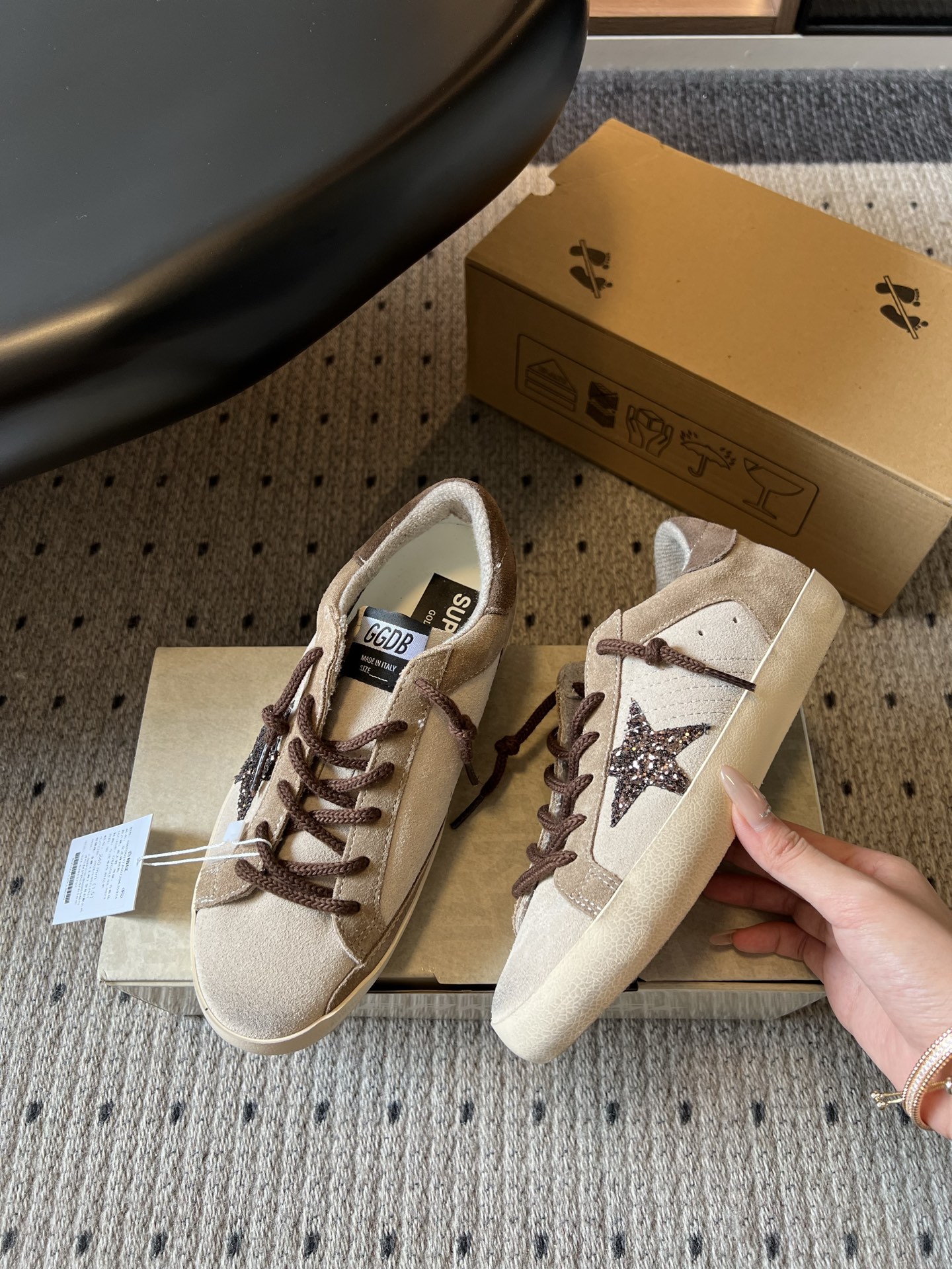 골든구스 신발 129529 Golden Goose Shoes 썸네일 이미지