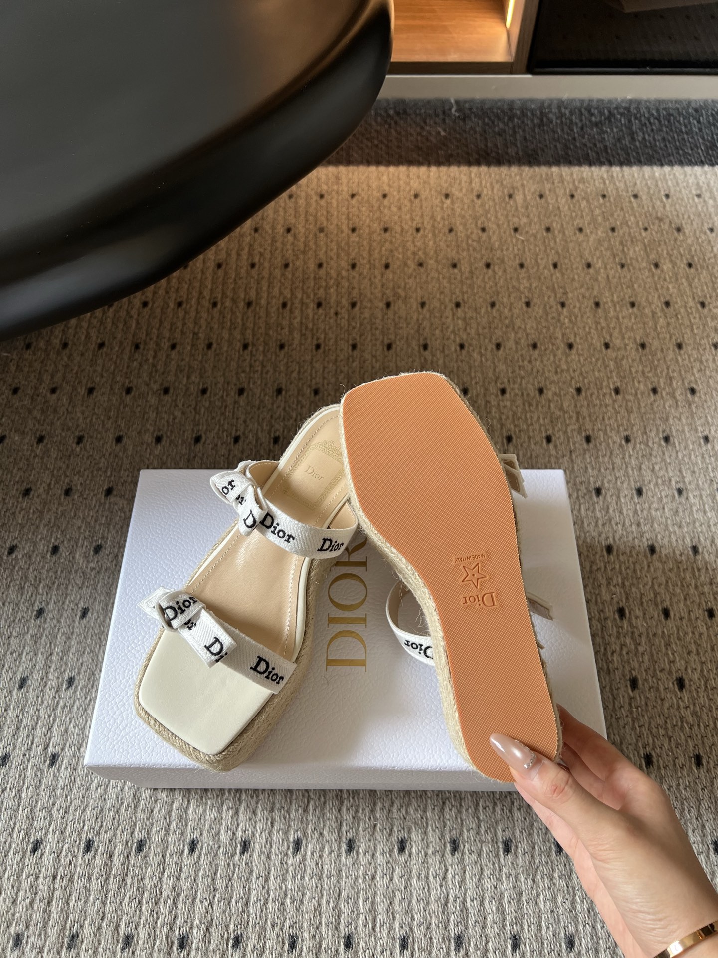 디올 신발 132551 Dior Shoes 썸네일 이미지