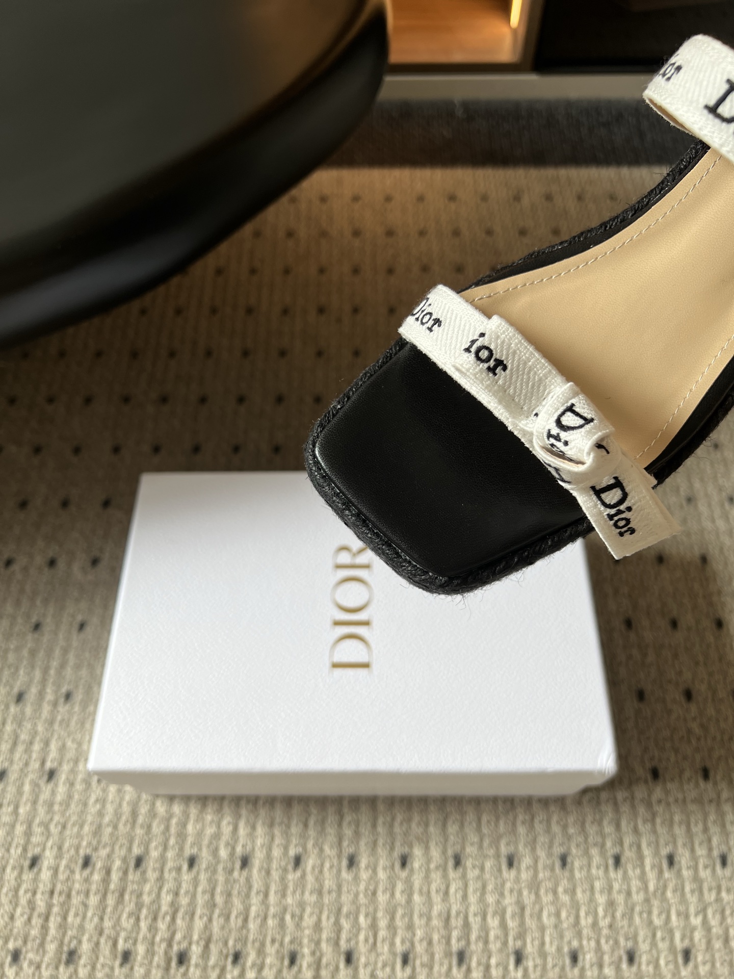 디올 신발 132550 Dior Shoes 썸네일 이미지