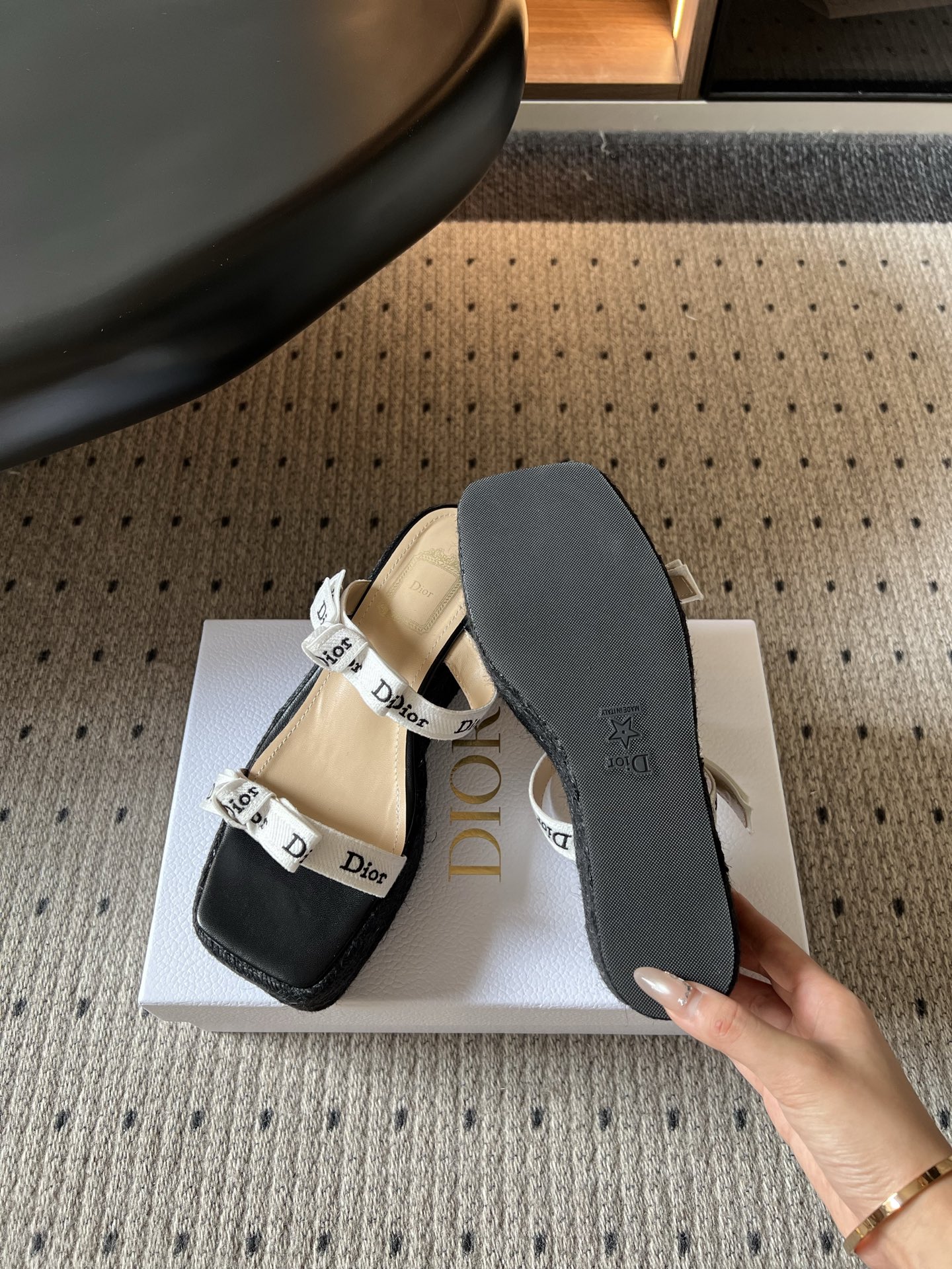 디올 신발 132550 Dior Shoes 썸네일 이미지
