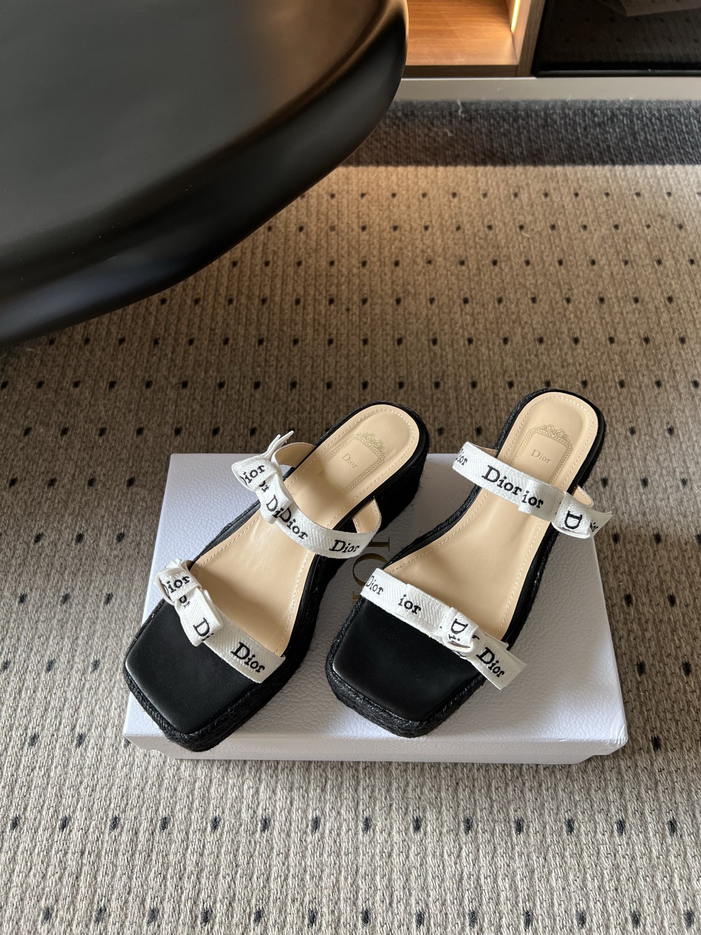 디올 신발 132550 Dior Shoes 썸네일 이미지