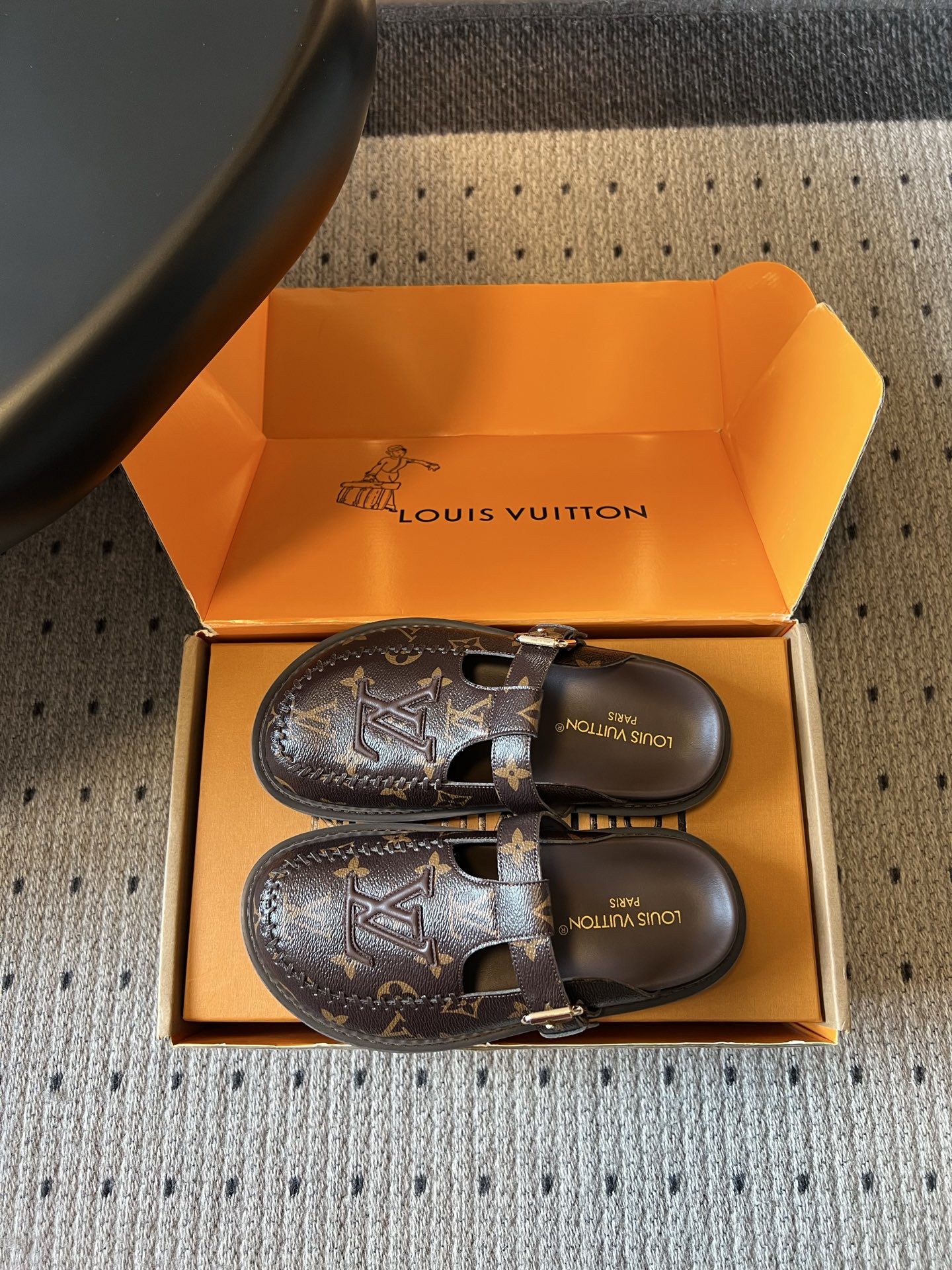루이비통 신발 143156 Louis Vuitton Sandals 상세 이미지 6